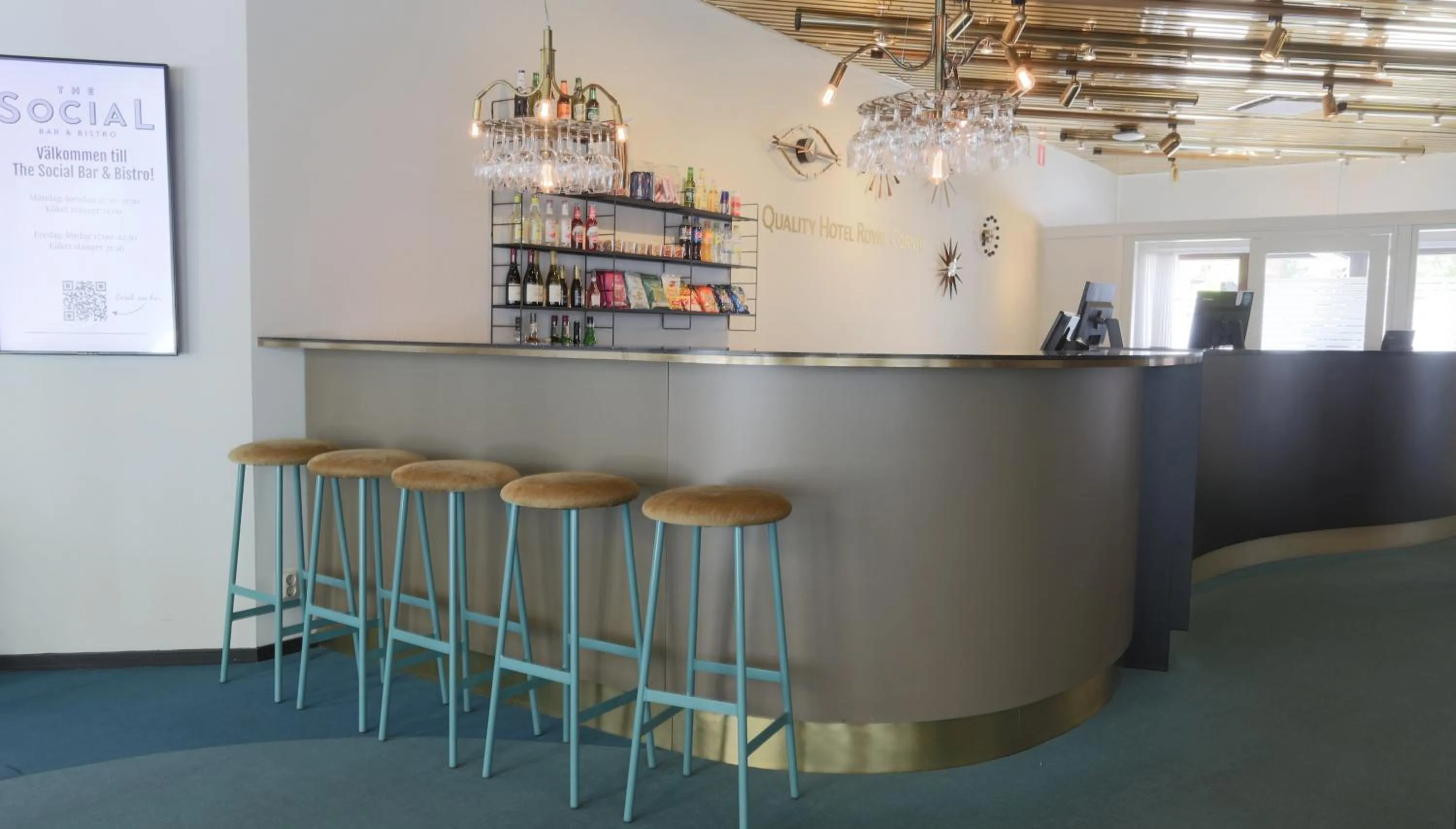 Lobby or reception in Quality Hotel Royal Corner