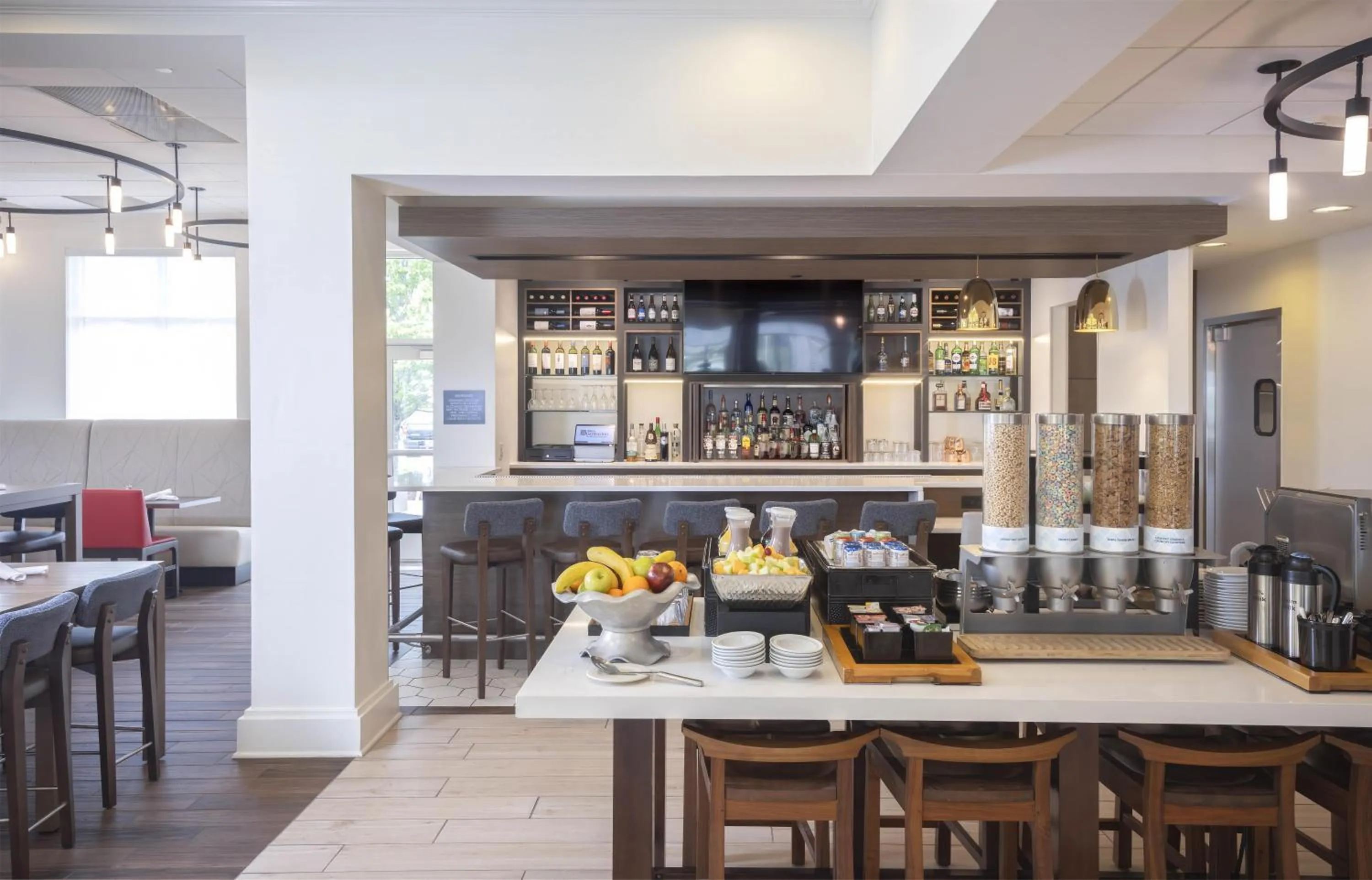 Breakfast in Hilton Garden Inn Des Moines/Urbandale