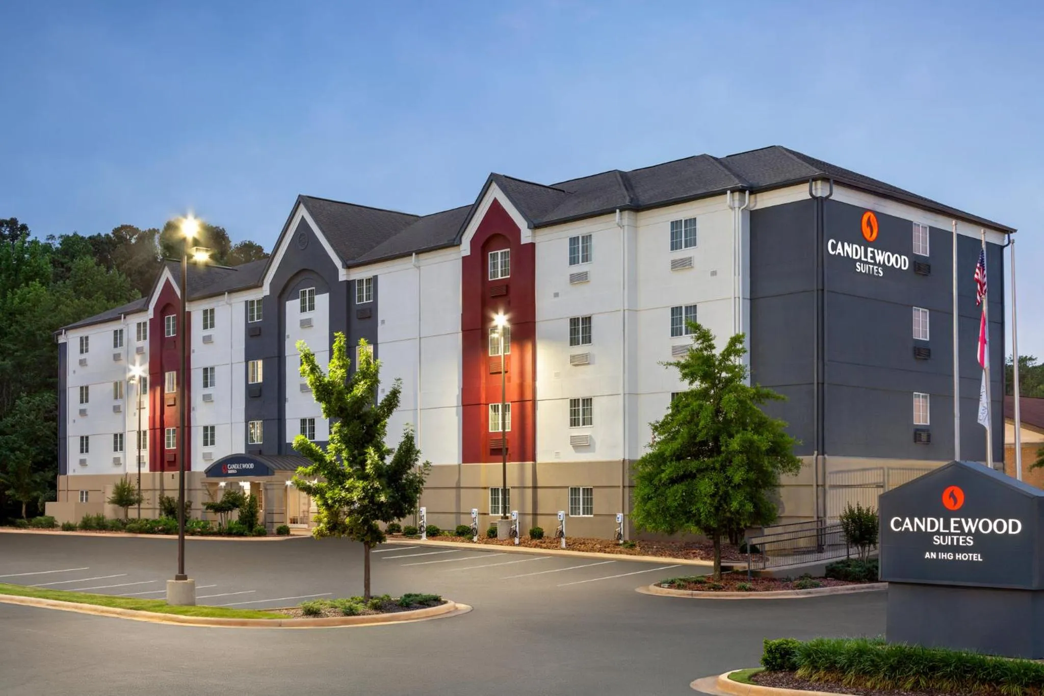Property building in Candlewood Suites Tuscaloosa by IHG