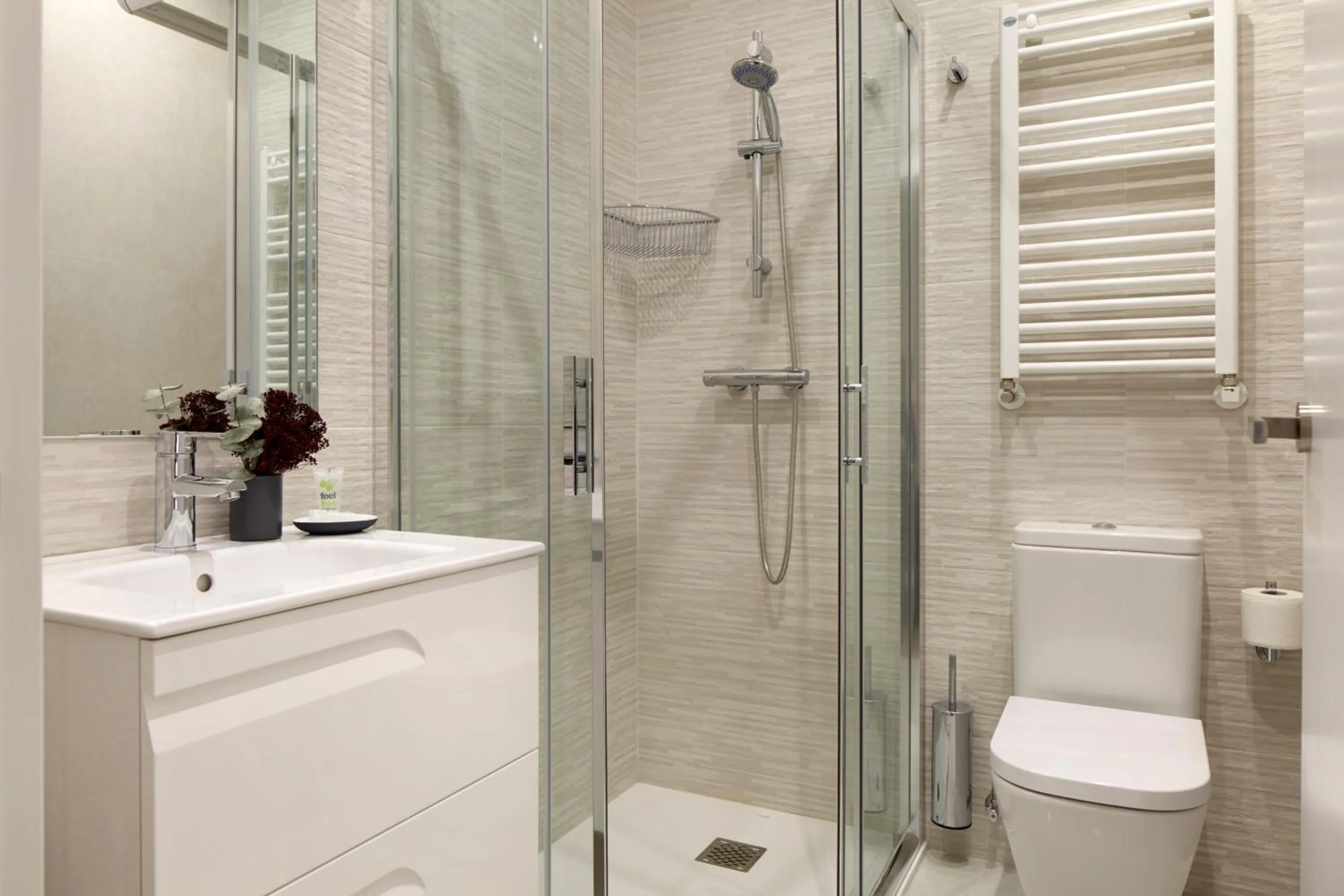 Bathroom in Oteiza by FeelFree Rentals