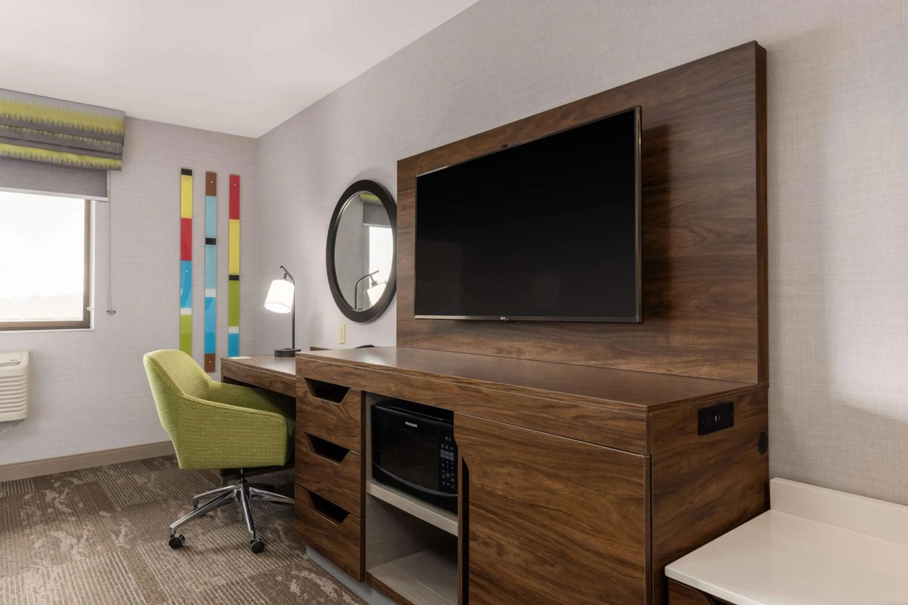 Bedroom in Hampton Inn Kalispell