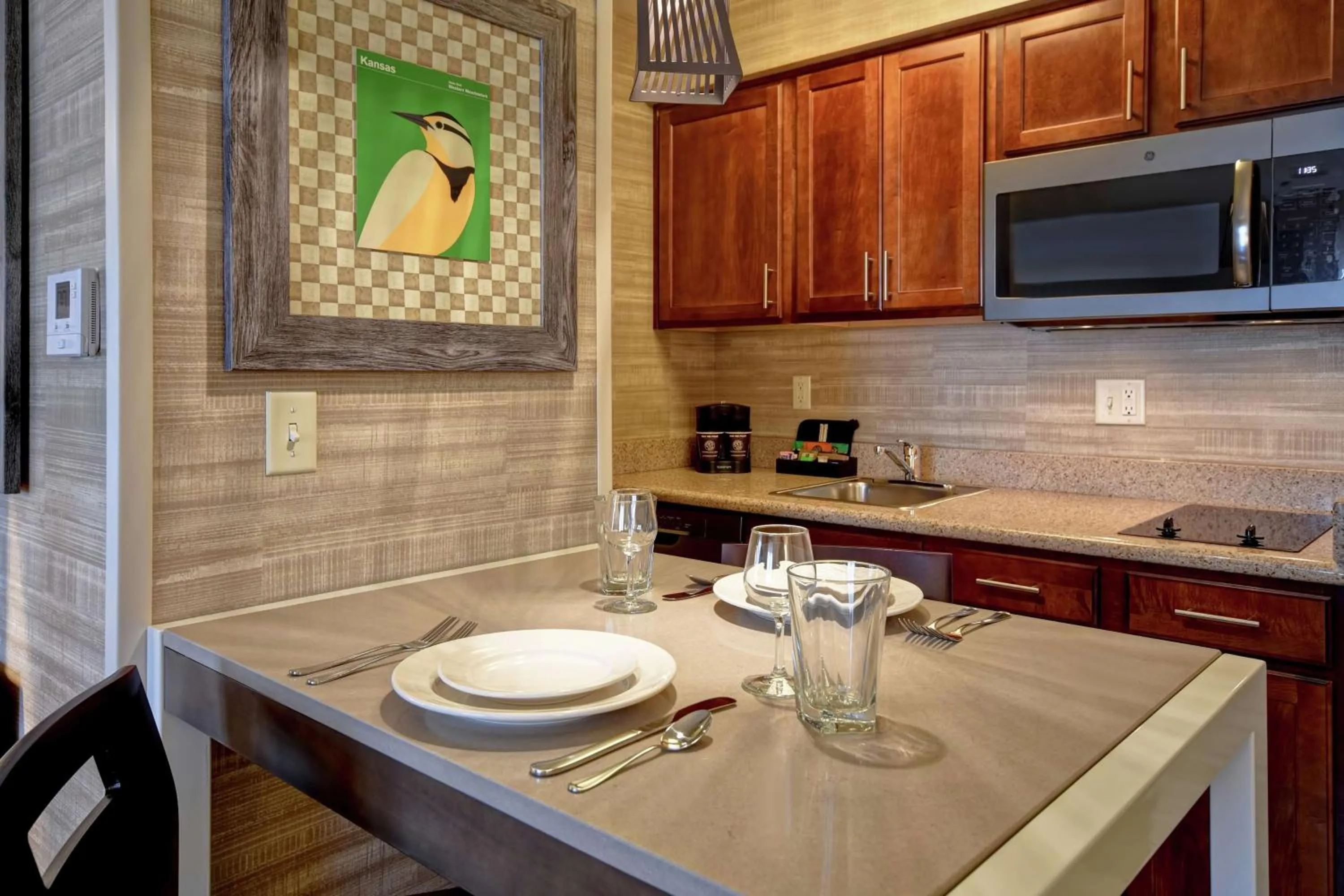 Kitchen or kitchenette in Homewood Suites by Hilton at The Waterfront