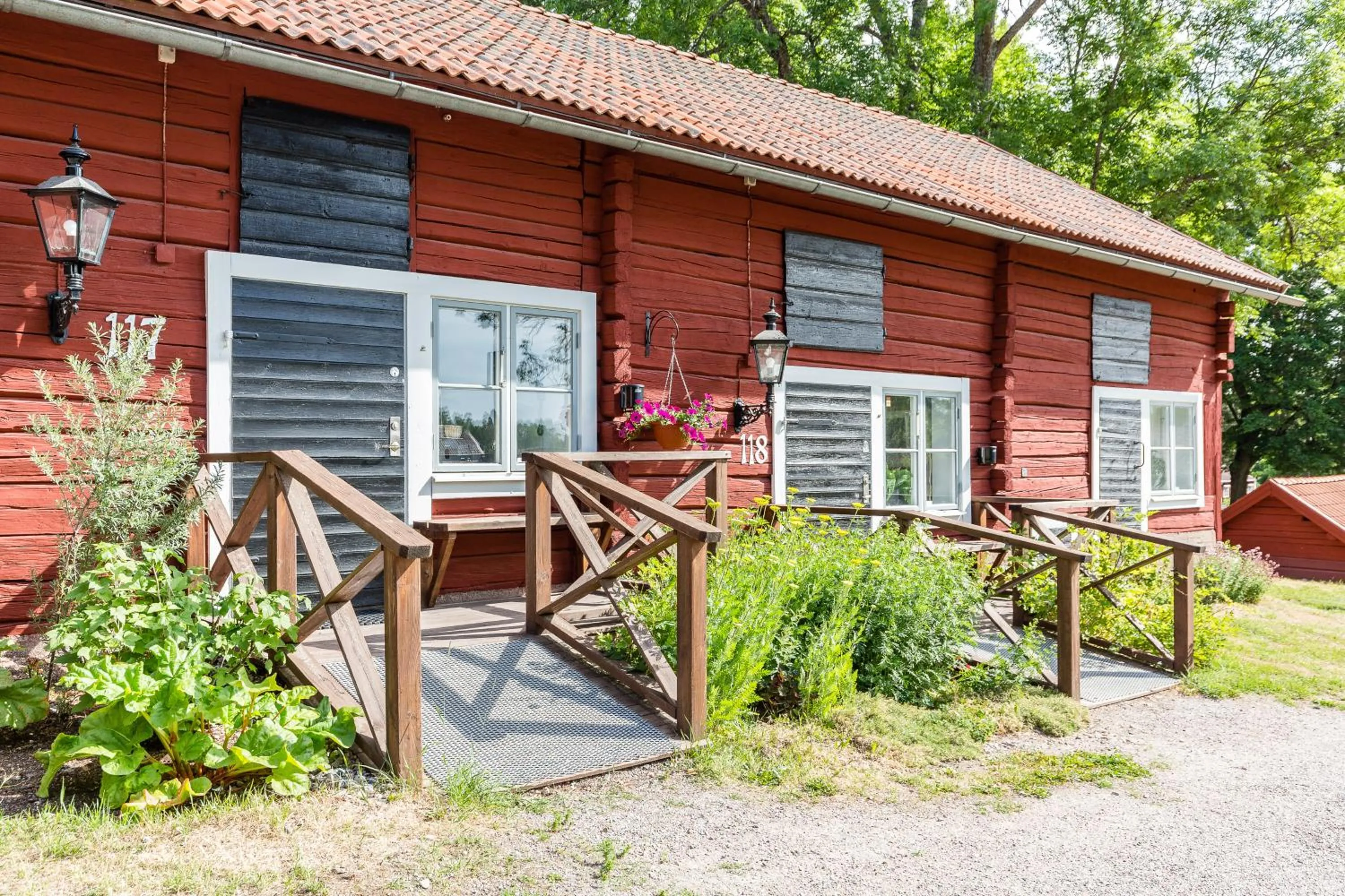 Facade/entrance in Högbo Brukshotell & Spa