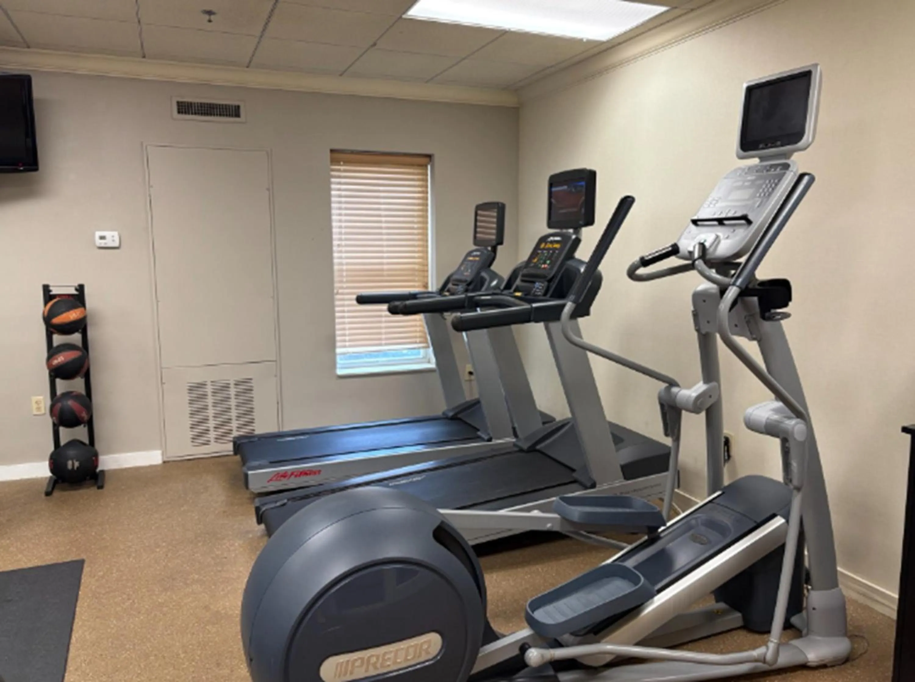 Spa and wellness centre/facilities in Pensacola Suites Hotel