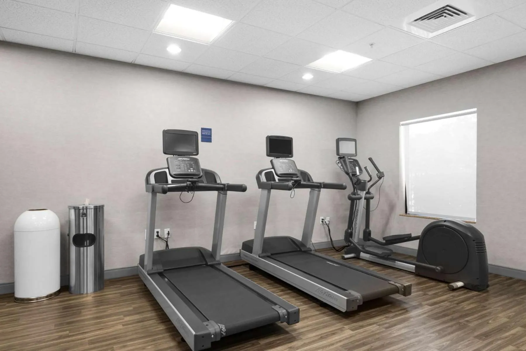 Fitness centre/facilities in Hampton Inn & Suites Pensacola I-10 N at University Town Plaza