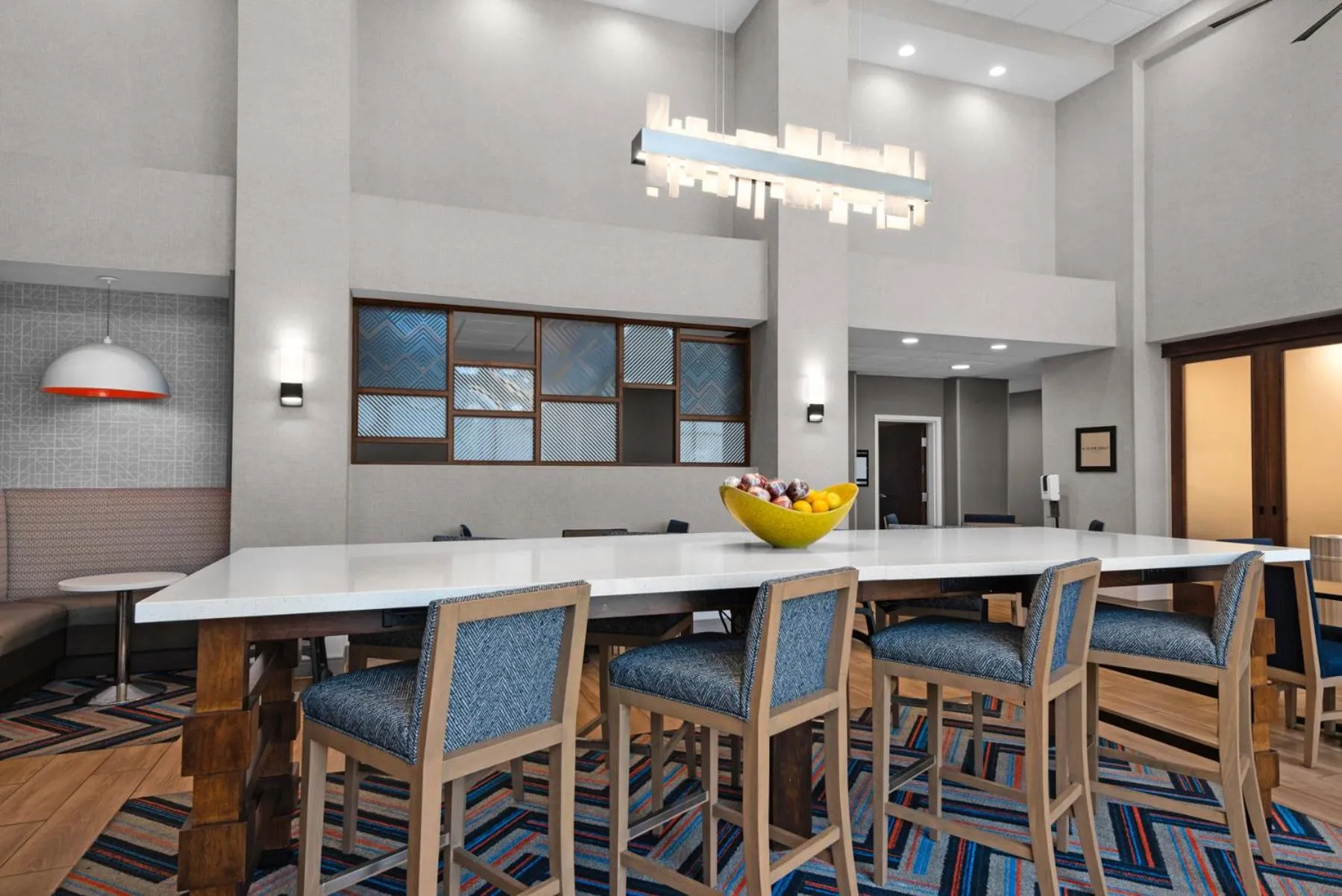 Lobby or reception in Hampton Inn & Suites Pensacola I-10 N at University Town Plaza