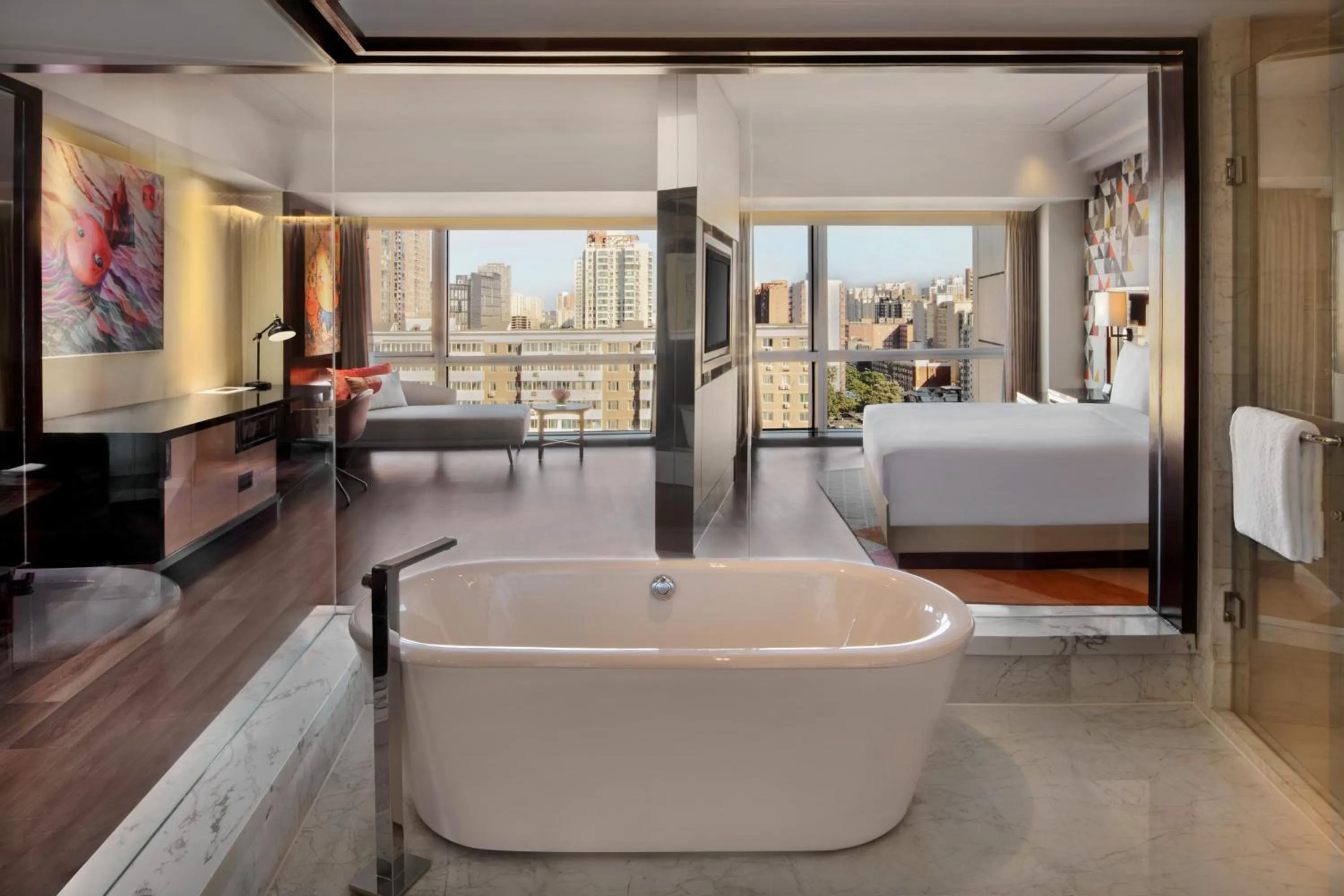 Photo of the whole room, Bed in Renaissance Beijing Capital Hotel