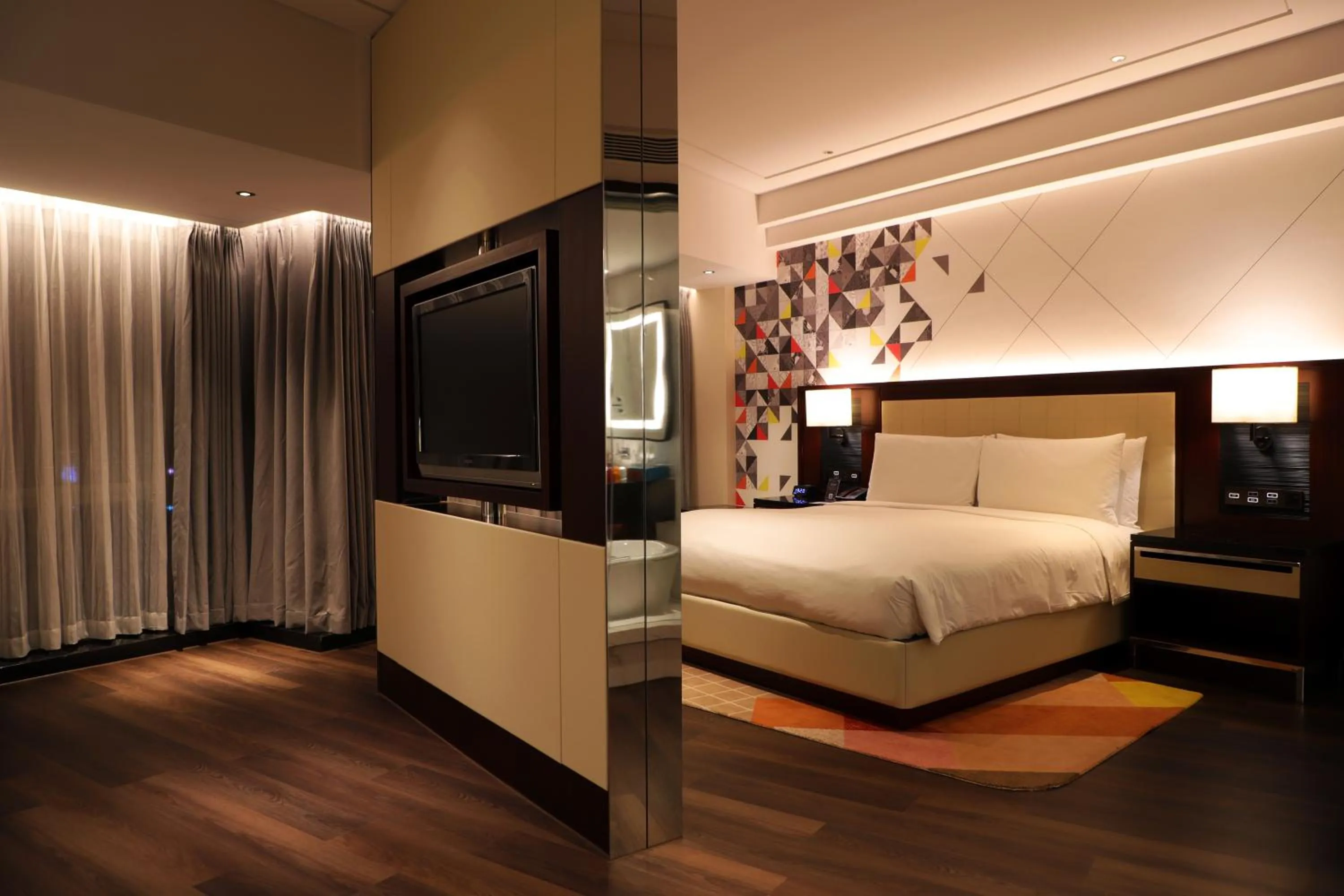 Bed in Renaissance Beijing Capital Hotel