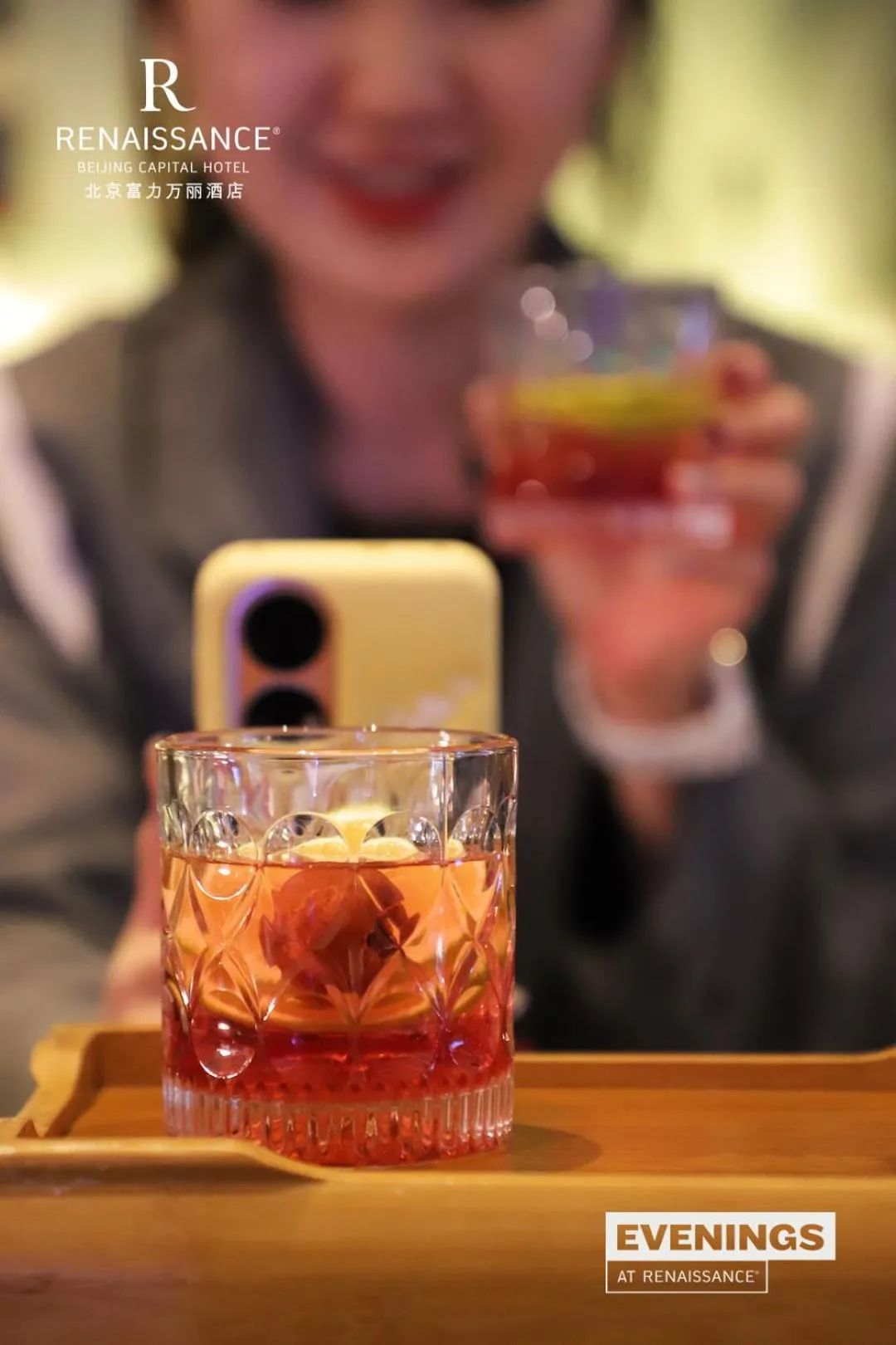 Lounge or bar in Renaissance Beijing Capital Hotel