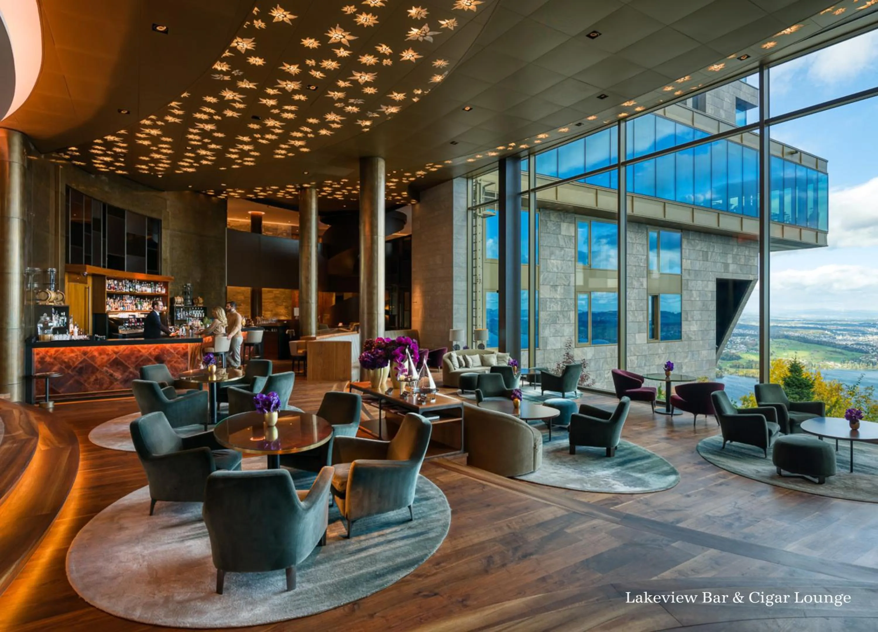 Lounge or bar in Bürgenstock Hotel & Alpine Spa