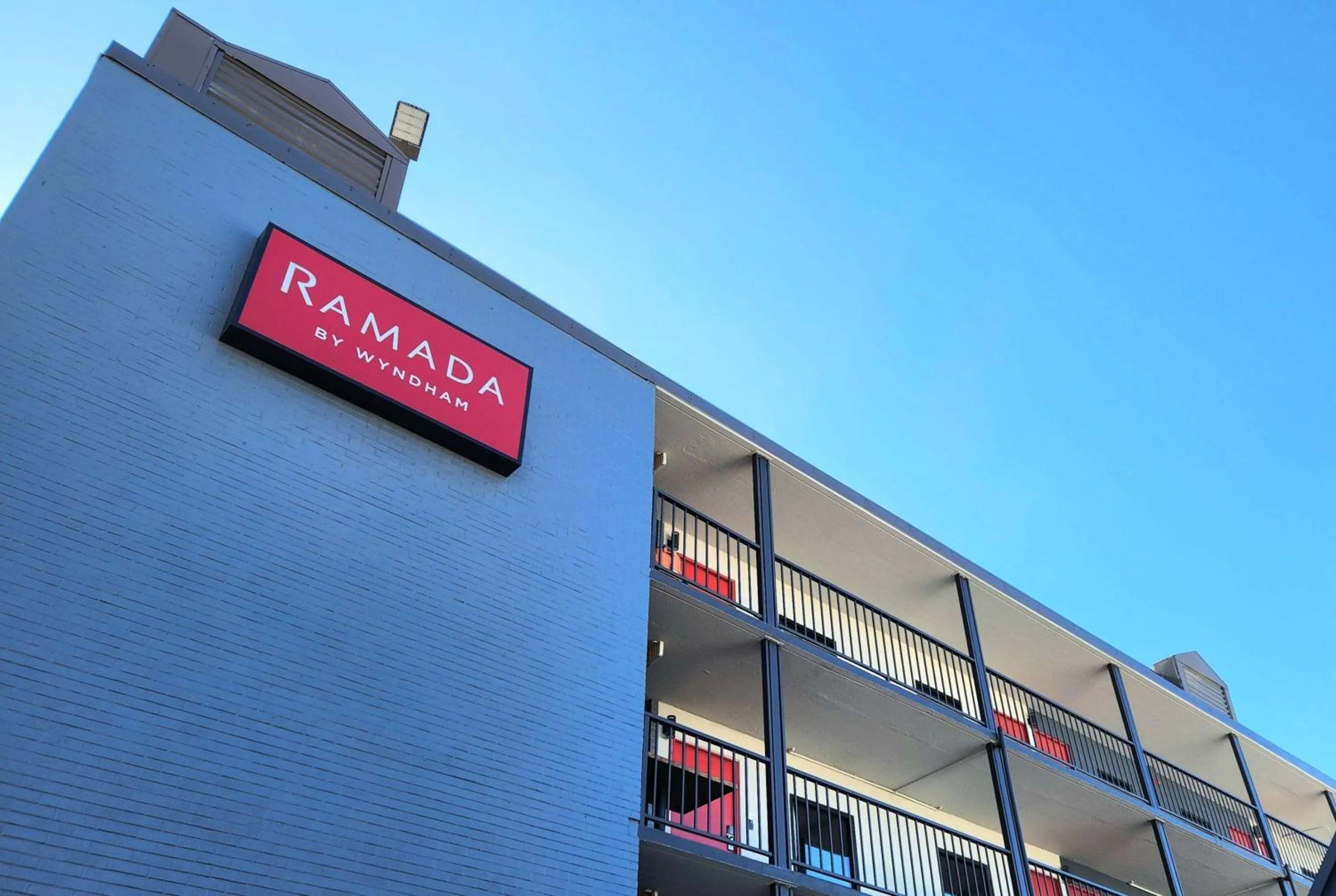 Property building in Ramada by Wyndham Kenner New Orleans Airport South