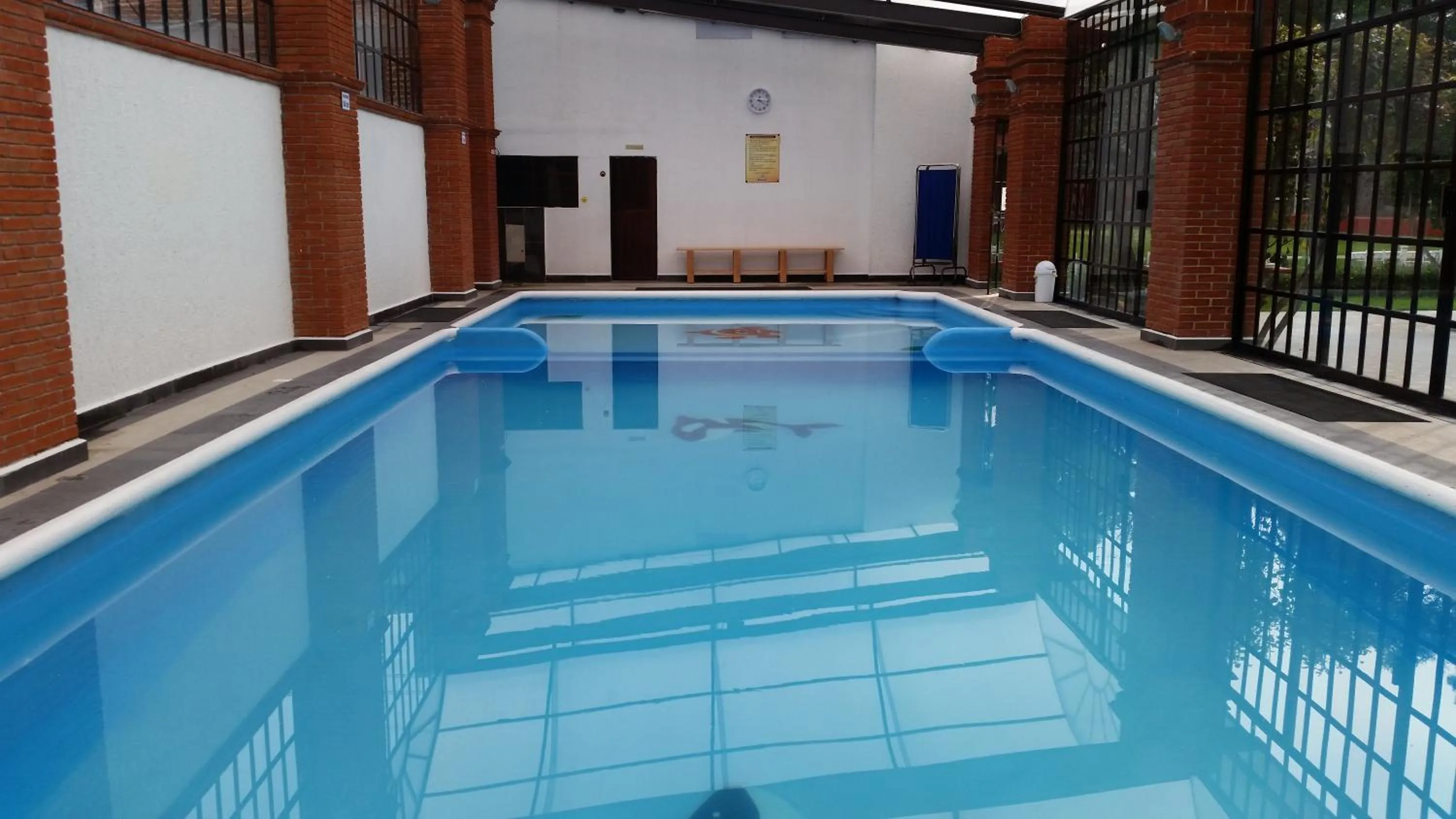 Swimming pool in Hotel Real Campestre Tepetoci