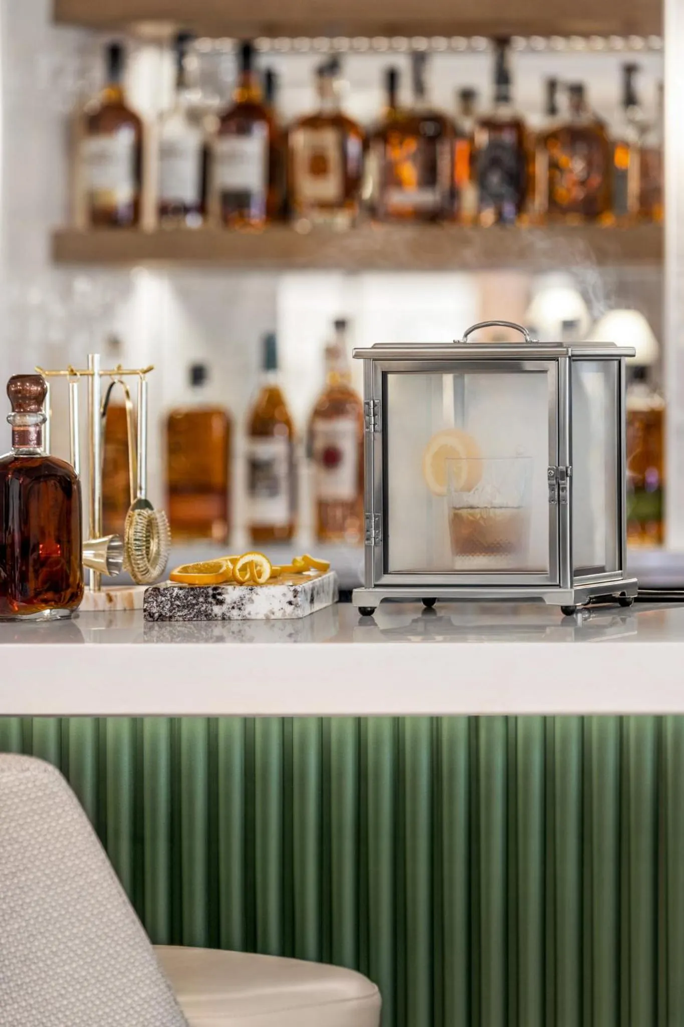 Lounge or bar in Crowne Plaza Louisville Airport Expo Ctr by IHG