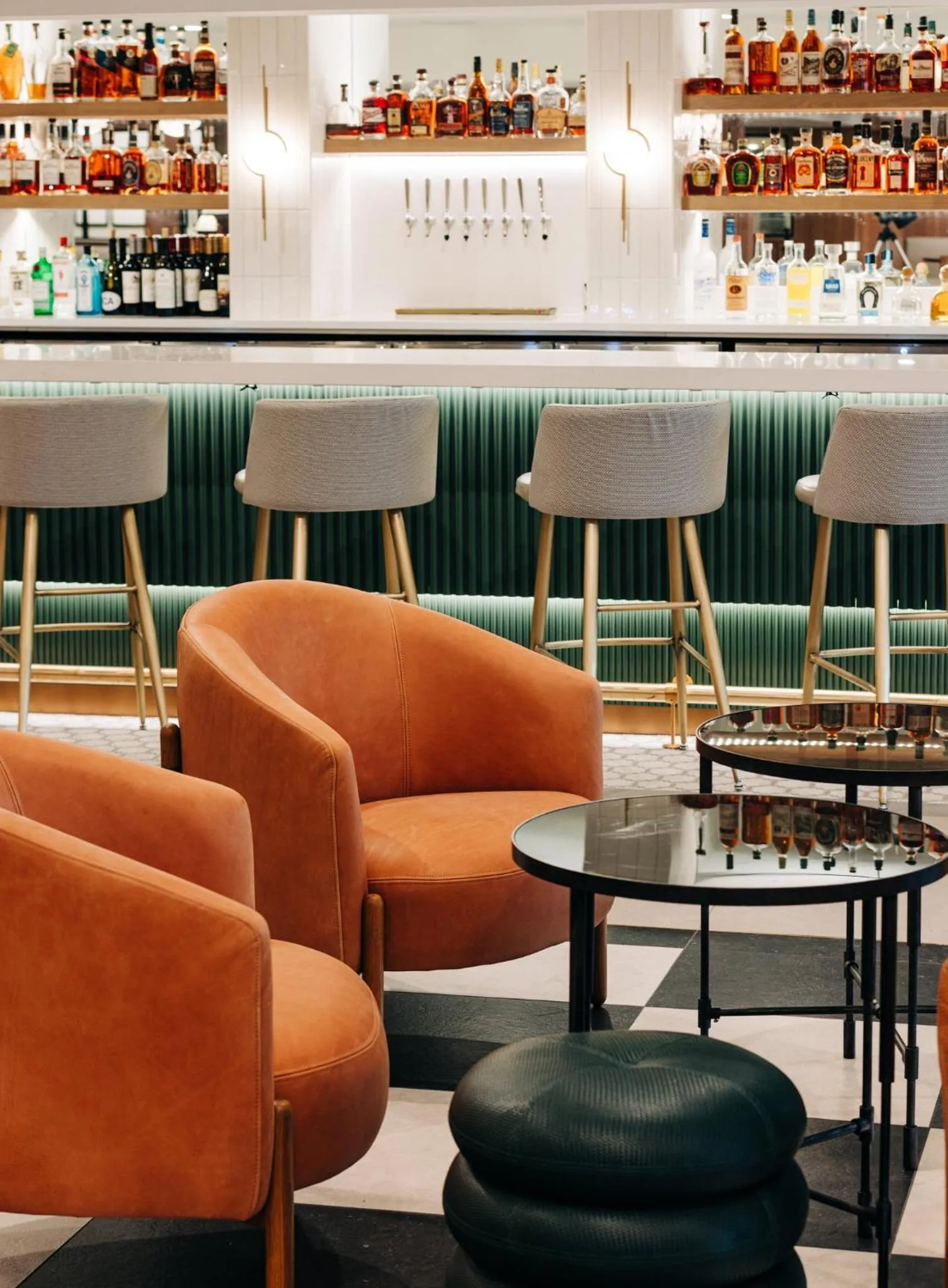 Restaurant/places to eat in Crowne Plaza Louisville Airport Expo Ctr by IHG