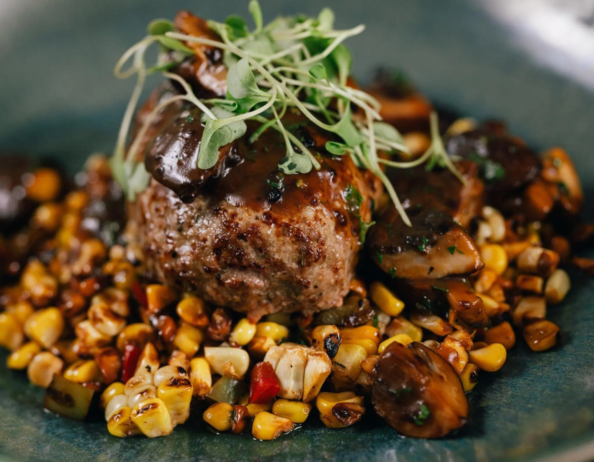 Restaurant/places to eat in Crowne Plaza Louisville Airport Expo Ctr by IHG