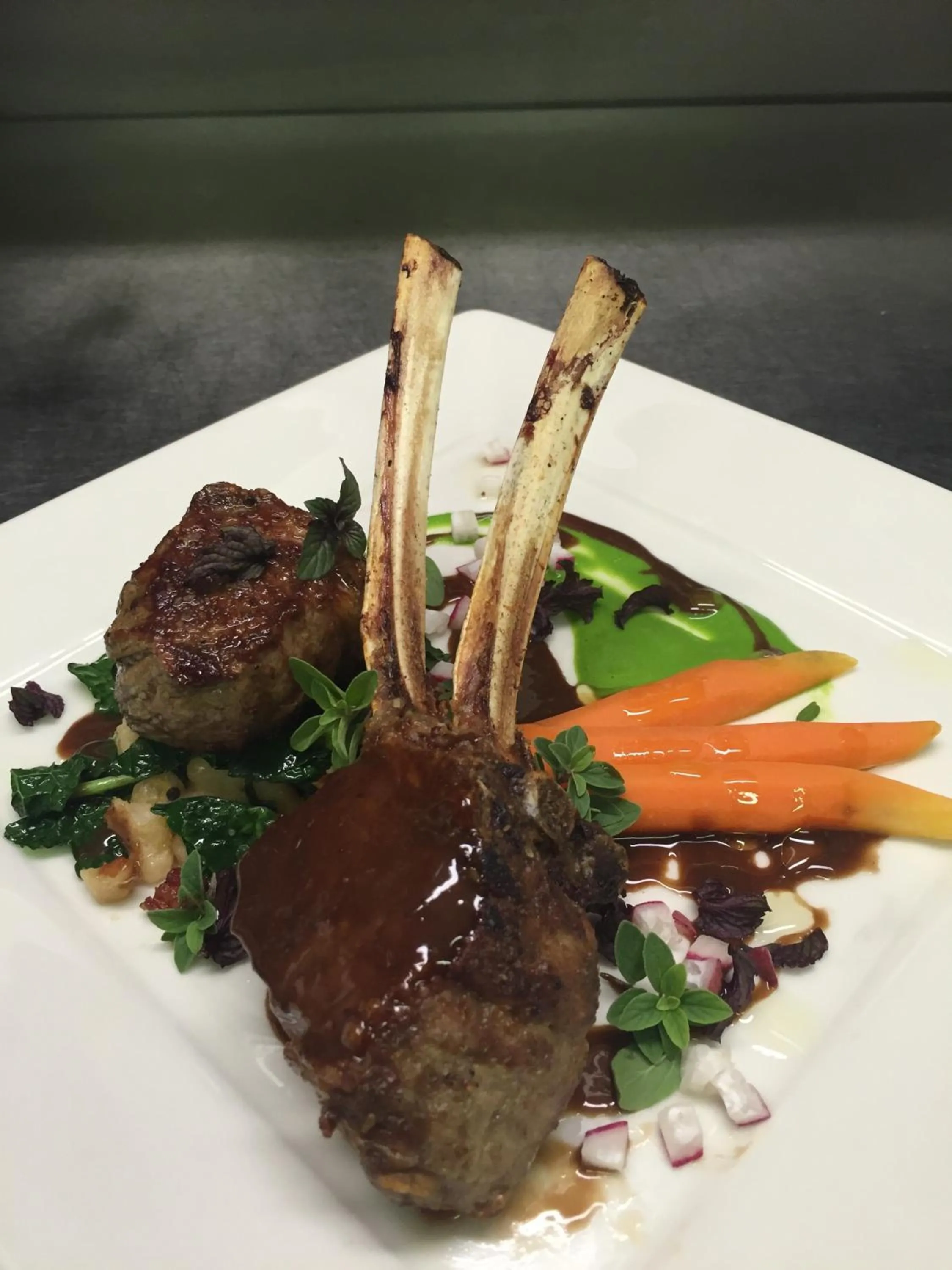 Restaurant/places to eat in Bluff View Inn