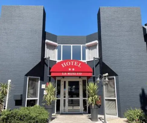 Logis Hรดtel- Hรดtel Restaurant Le Rialto Logis Hรดtel- Hรดtel Restaurant Le Rialto