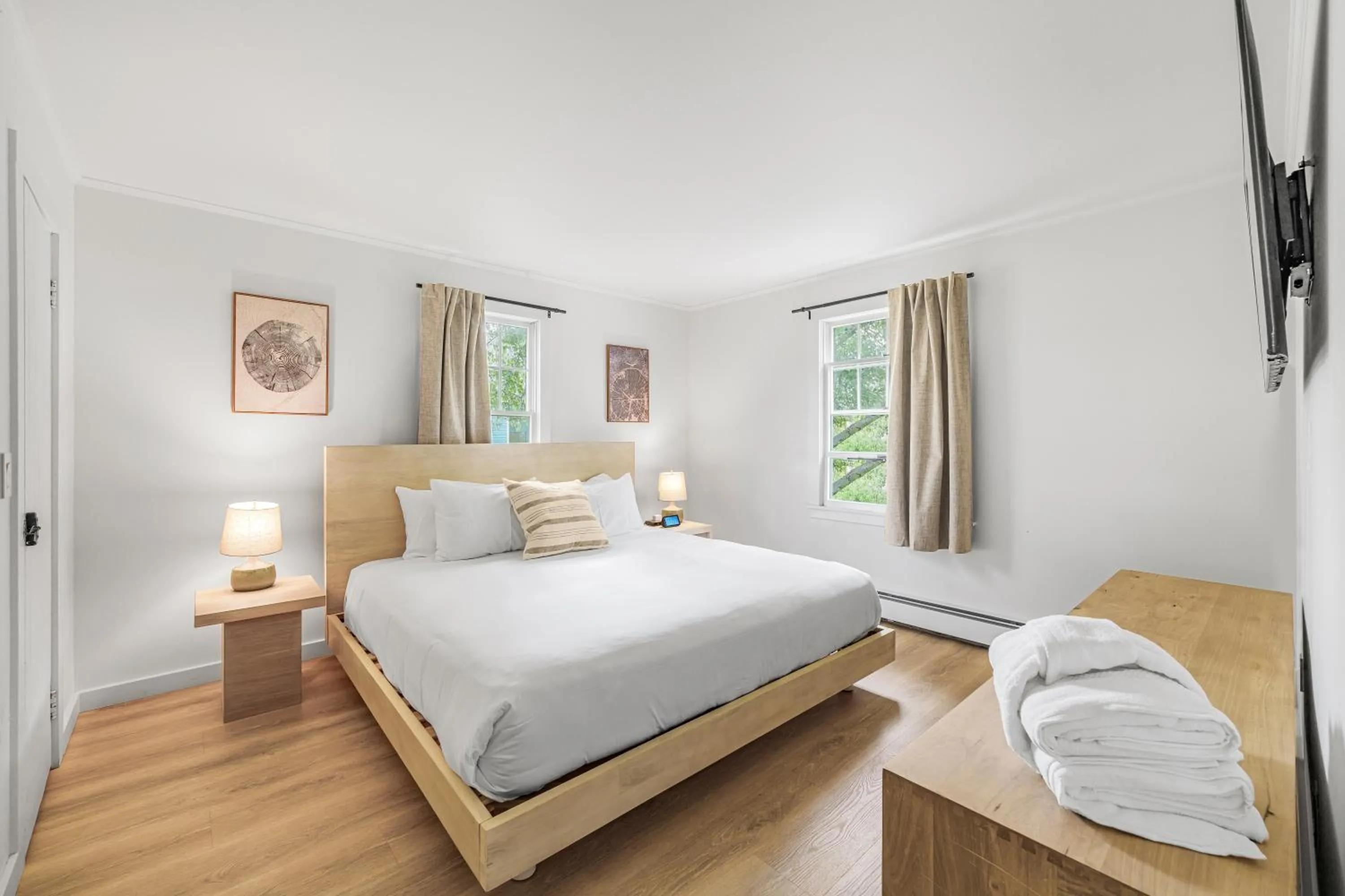 Bed in Aspen at Manchester