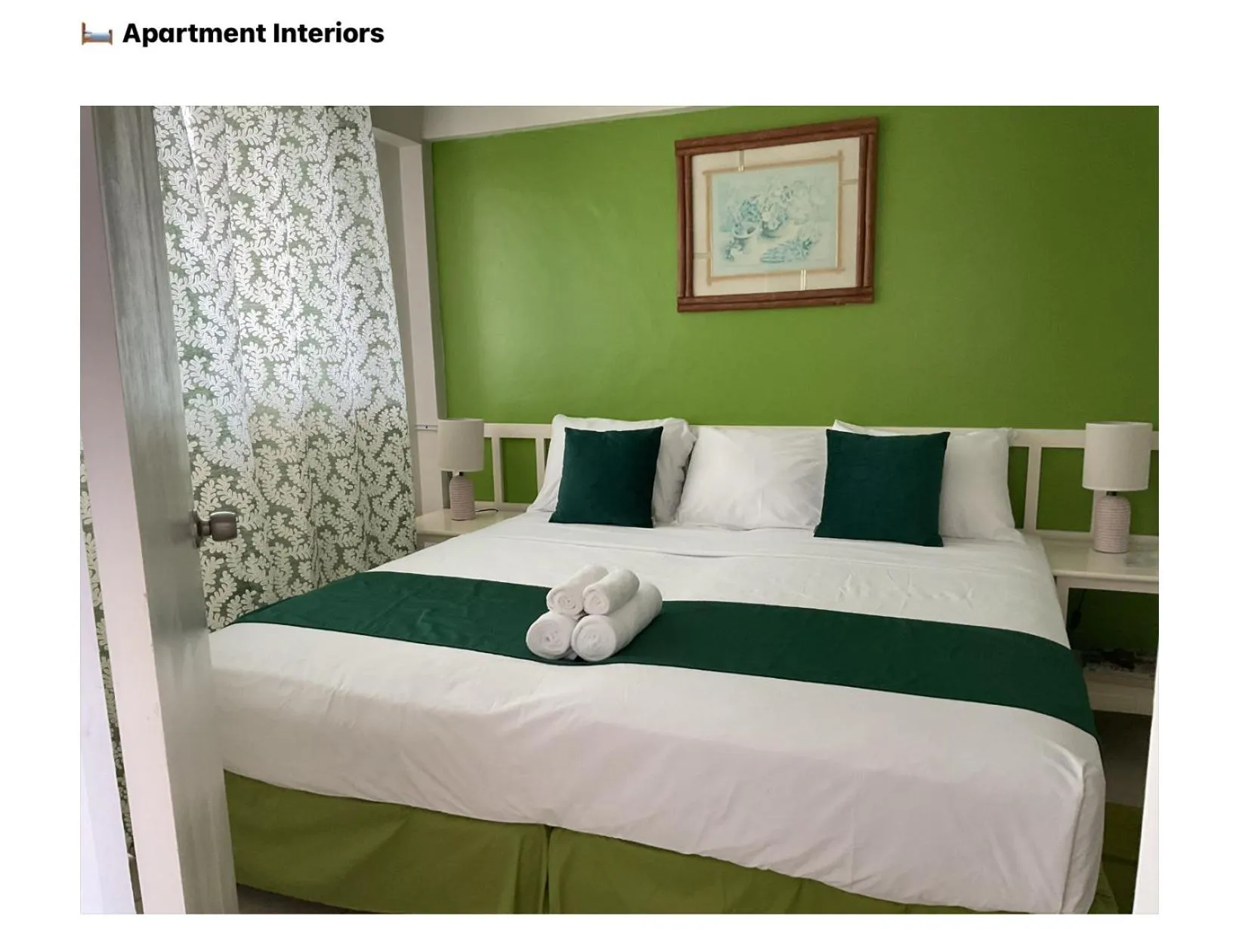 Bed in Melrose Beach Apartments Inc