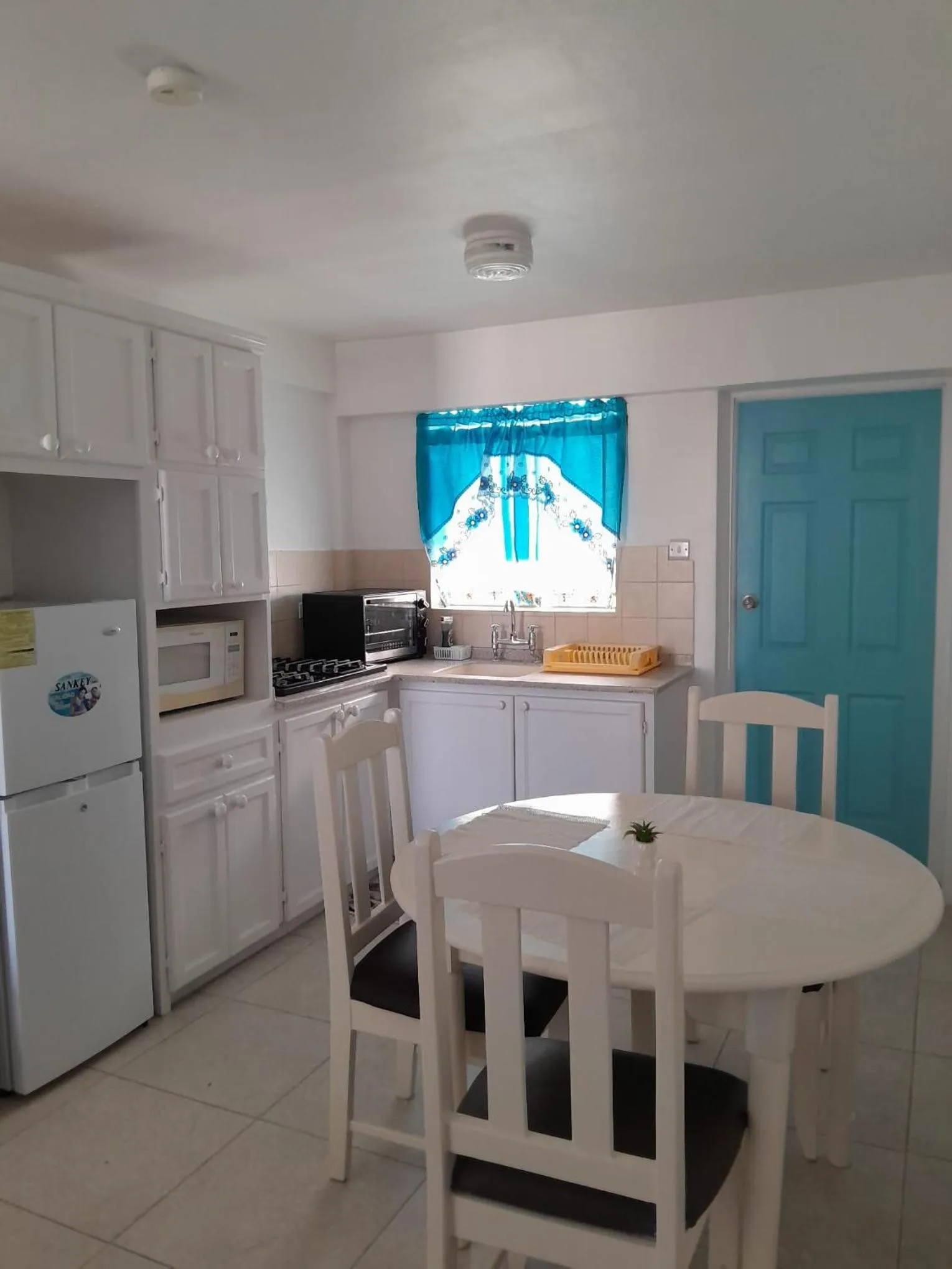 Melrose Beach Apartments Inc