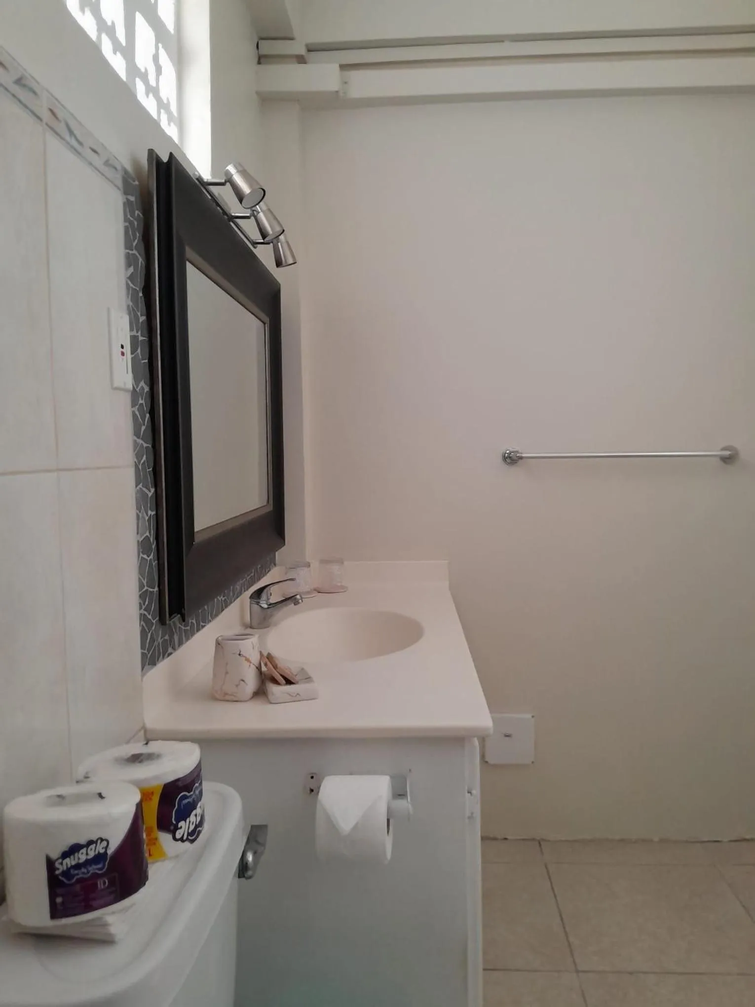 Melrose Beach Apartments Inc