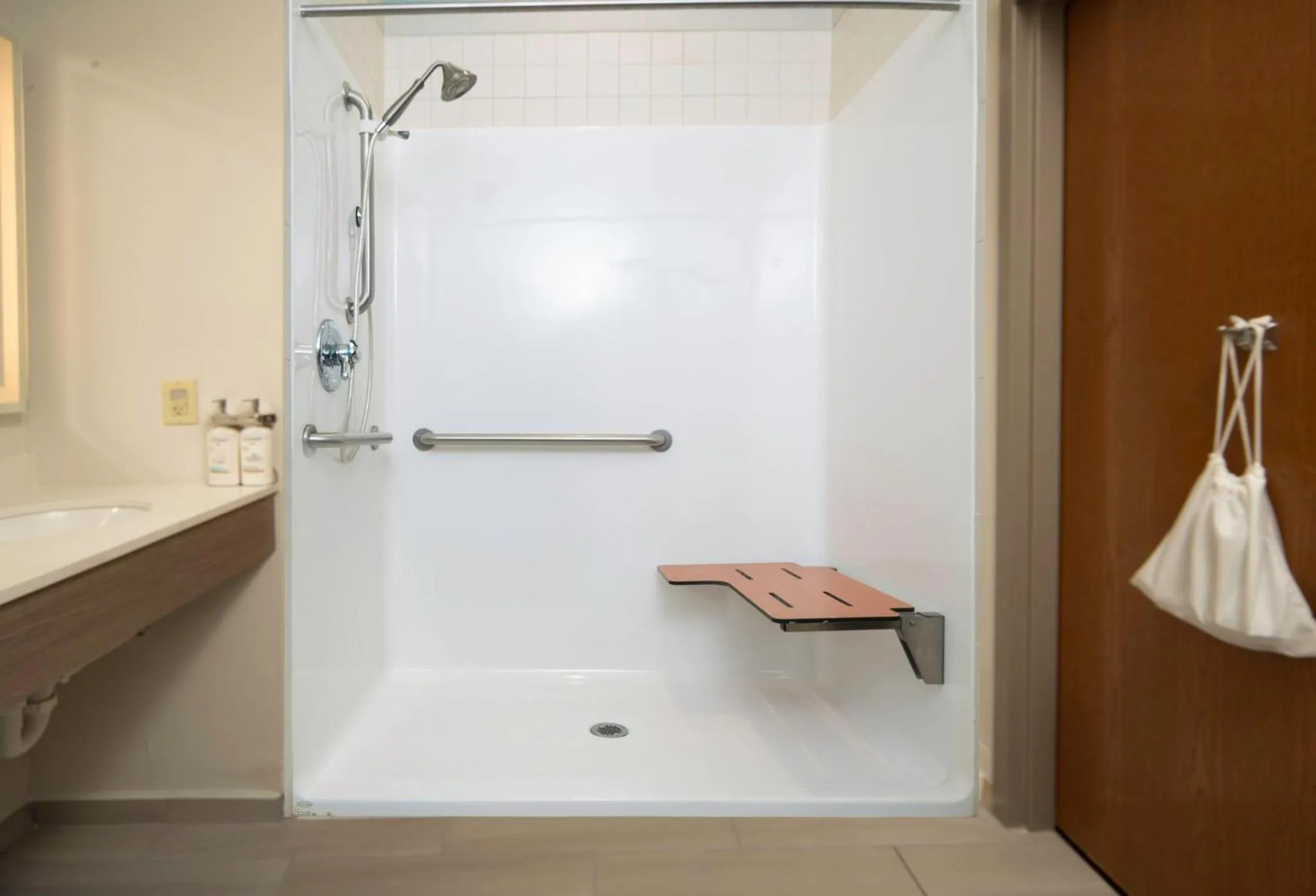 Bathroom in Holiday Inn Express Suites Little Rock West by IHG