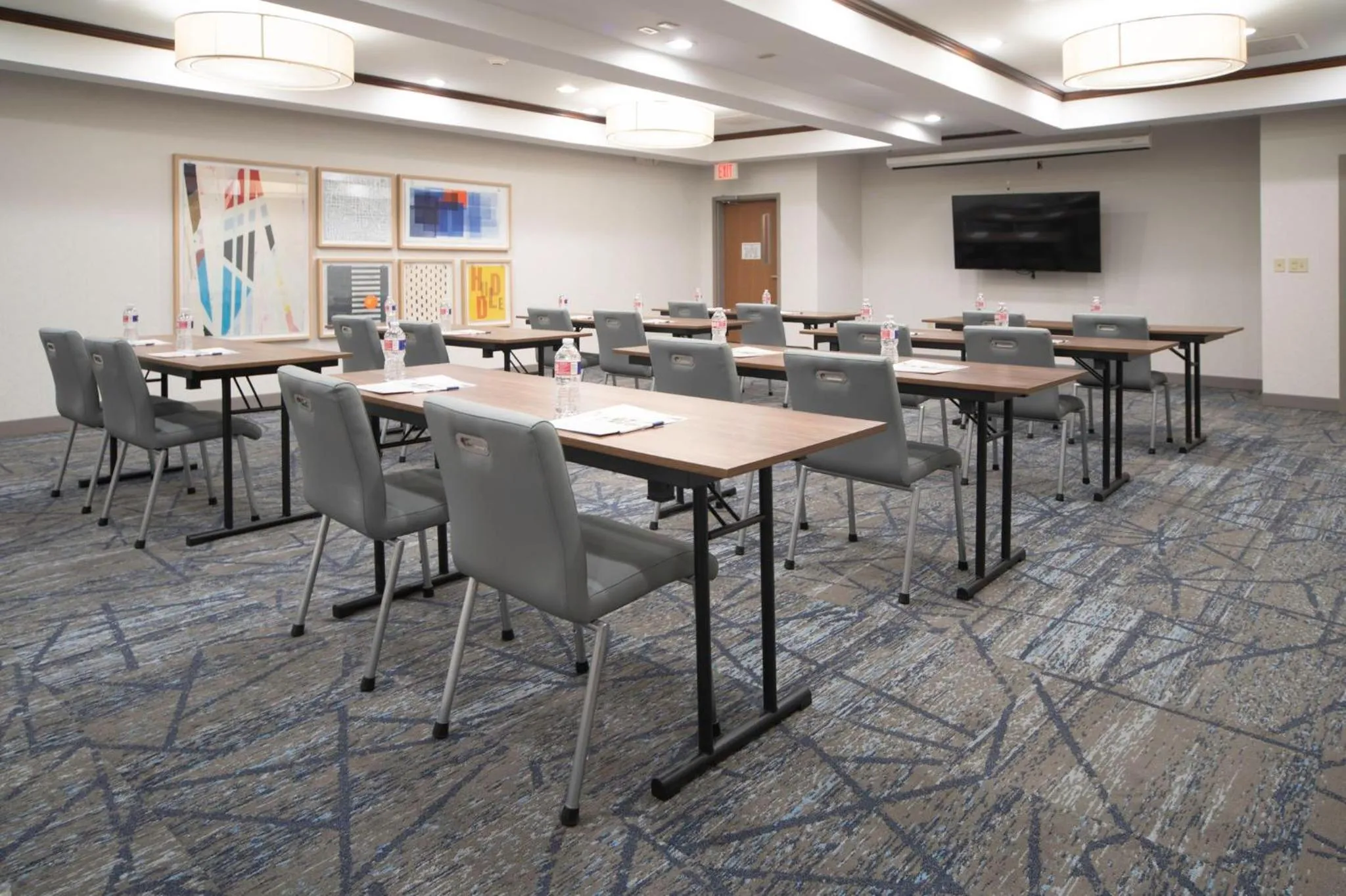 Meeting/conference room in Holiday Inn Express Suites Little Rock West by IHG