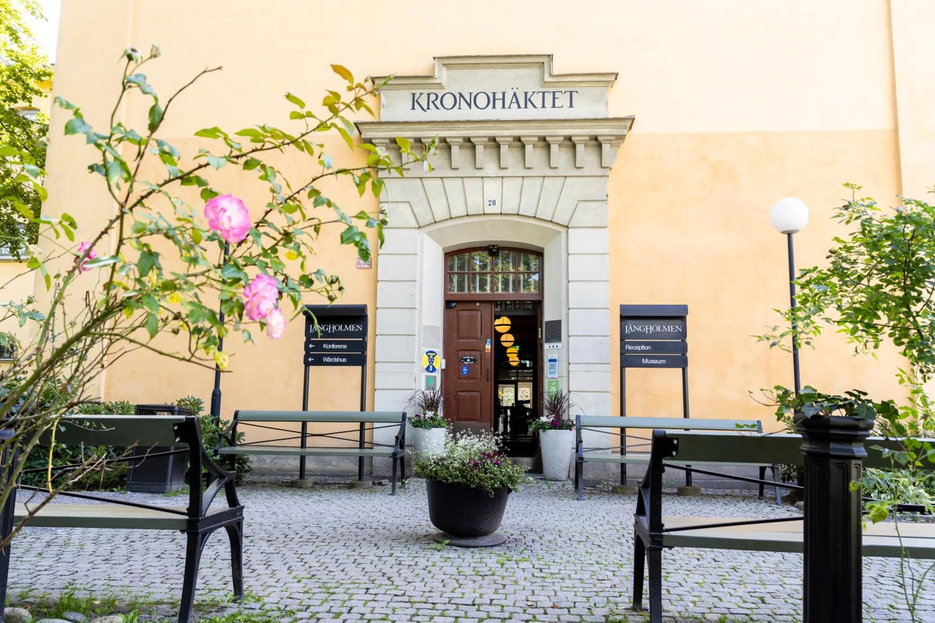 Facade/entrance in Långholmen Hotell
