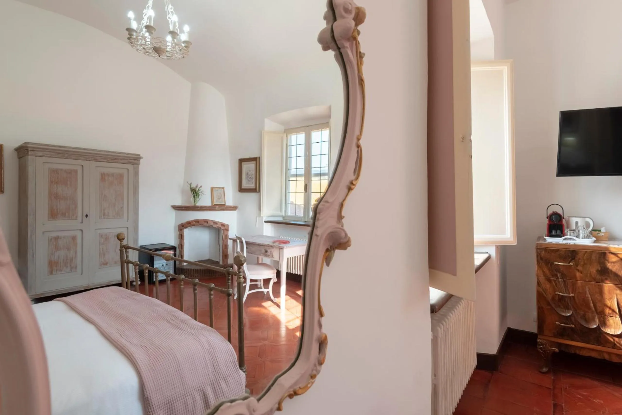 Photo of the whole room, Bed in Fattoria Pian Di Rocca