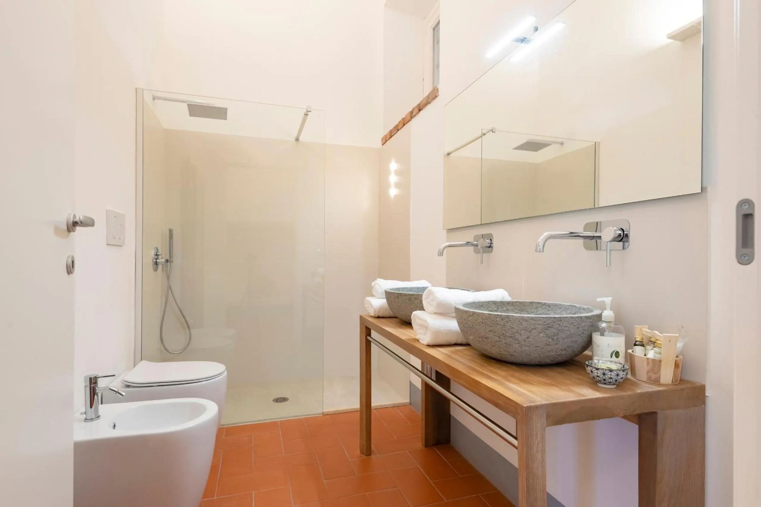 Shower in Fattoria Pian Di Rocca