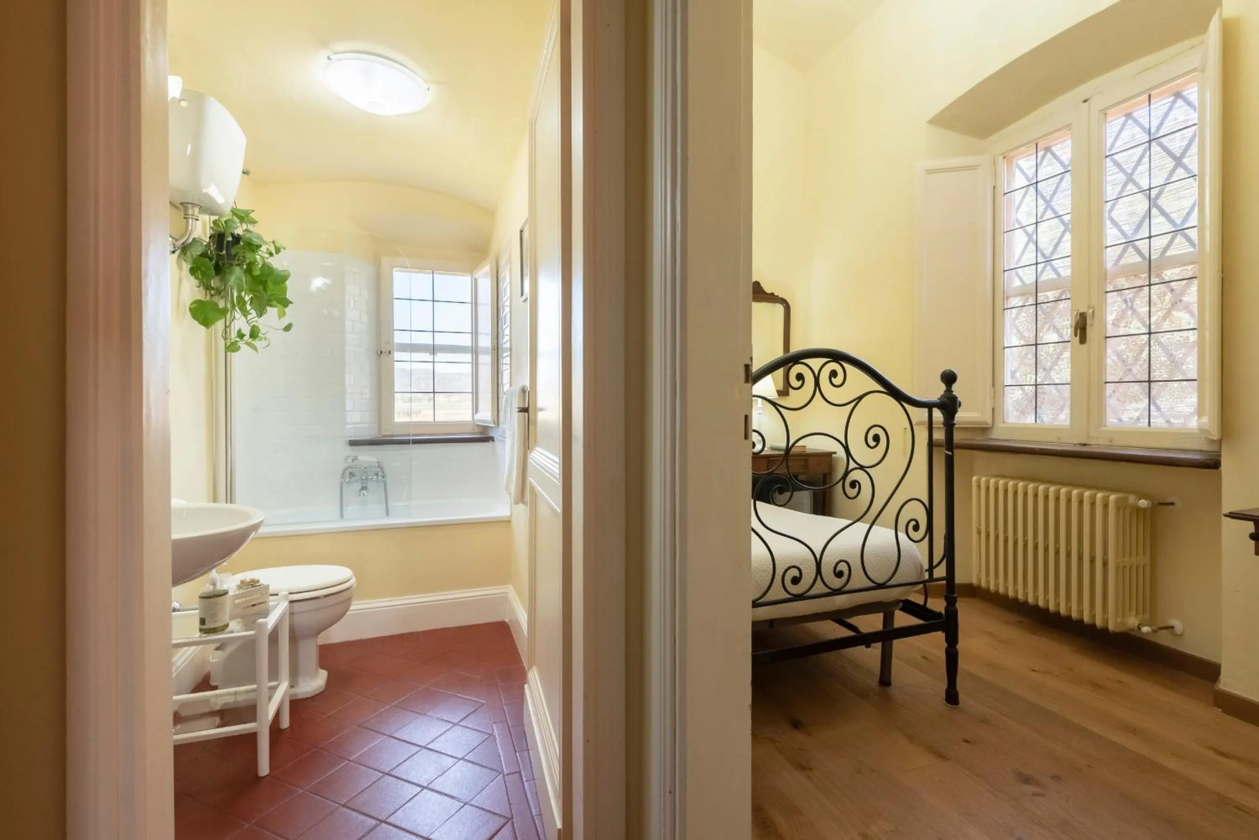 Photo of the whole room, Bed in Fattoria Pian Di Rocca