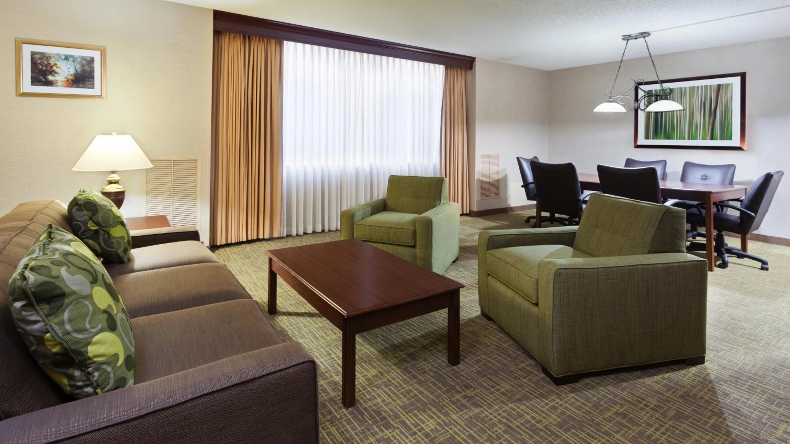 Meeting/conference room in Holiday Inn Cincinnati Airport by IHG