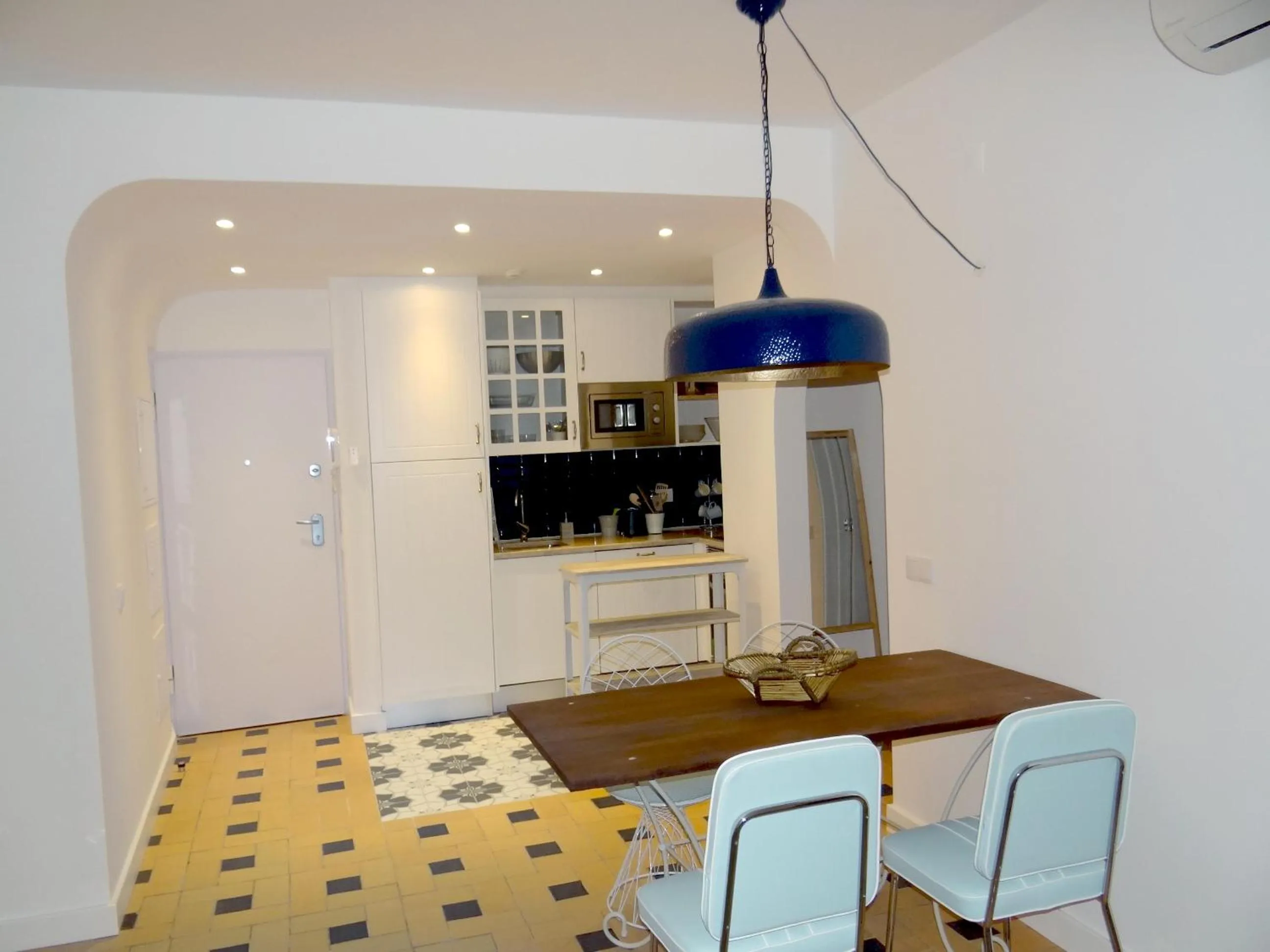 Kitchen or kitchenette in The Salty Lodge