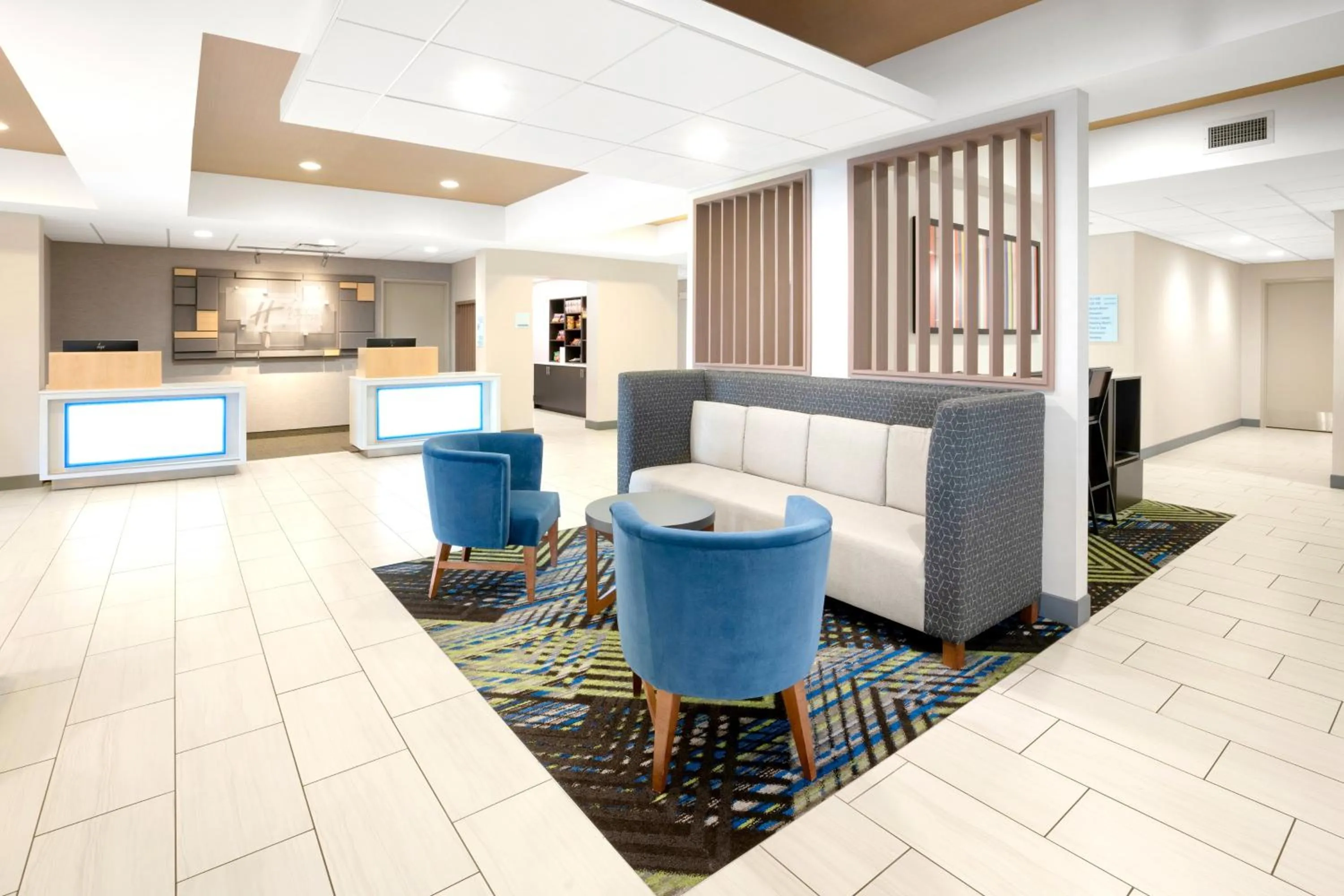 Property building in Holiday Inn Express Hotel & Suites Marysville by IHG