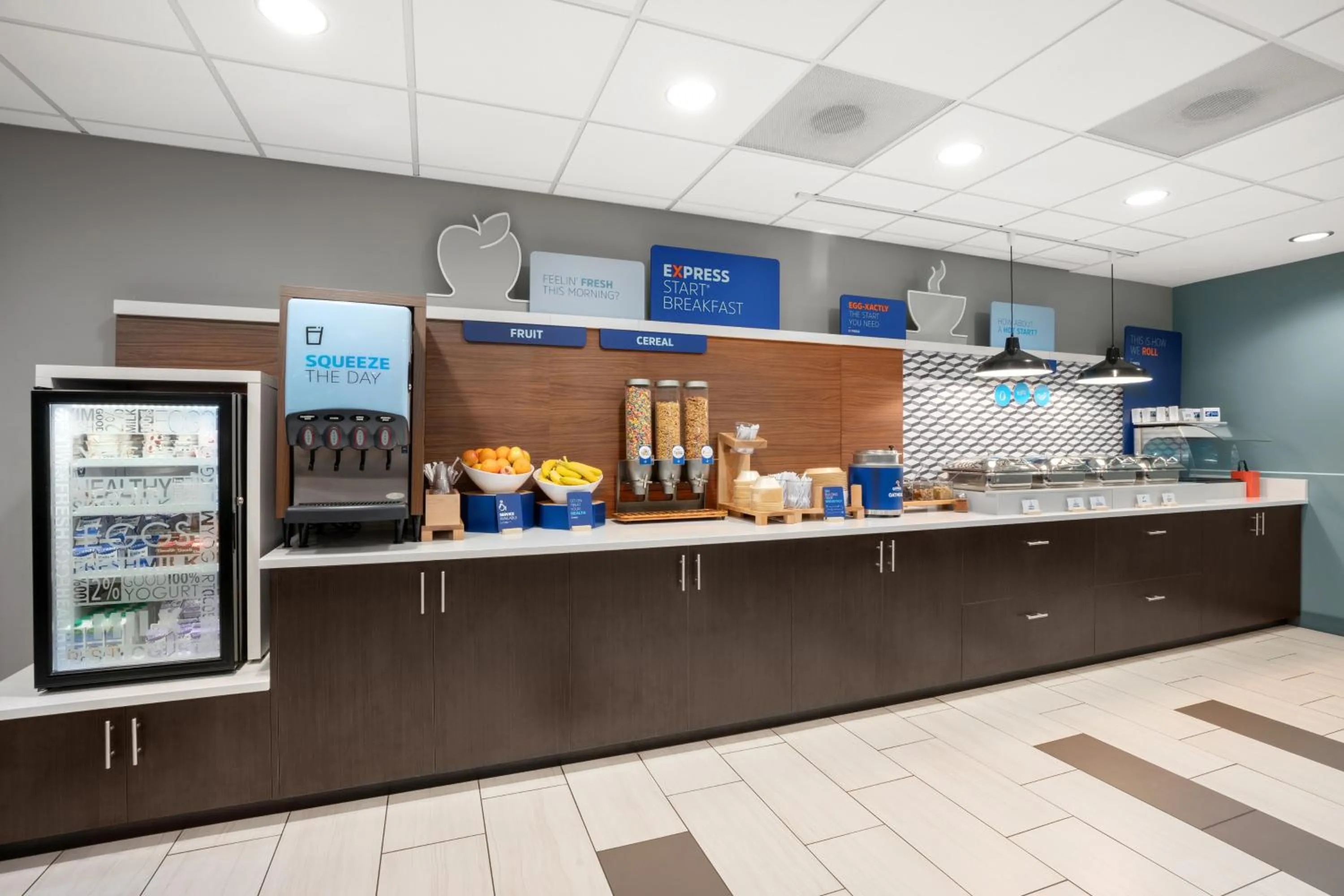 Breakfast in Holiday Inn Express Hotel & Suites Marysville by IHG