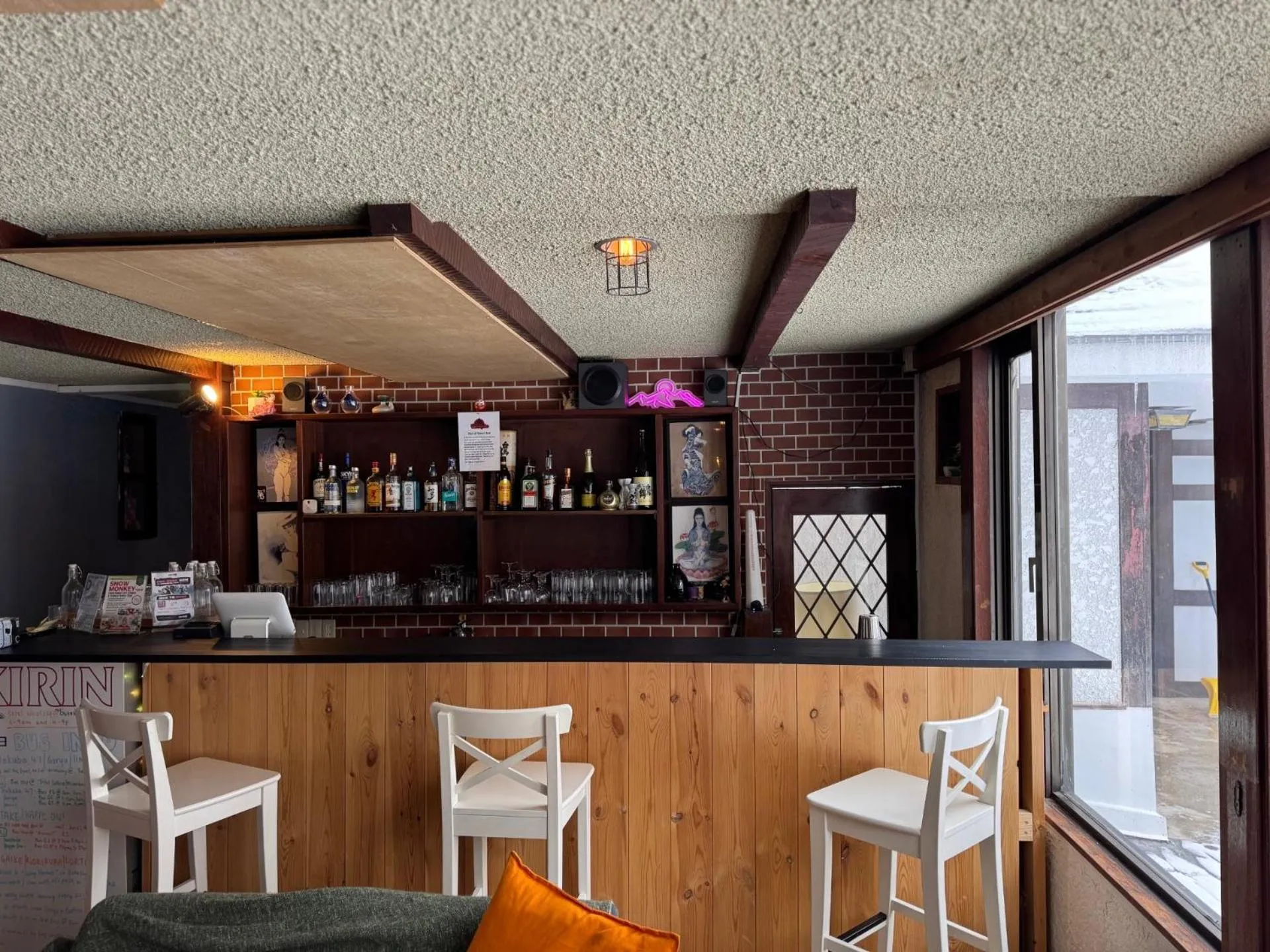 Lounge or bar in Powder Temple