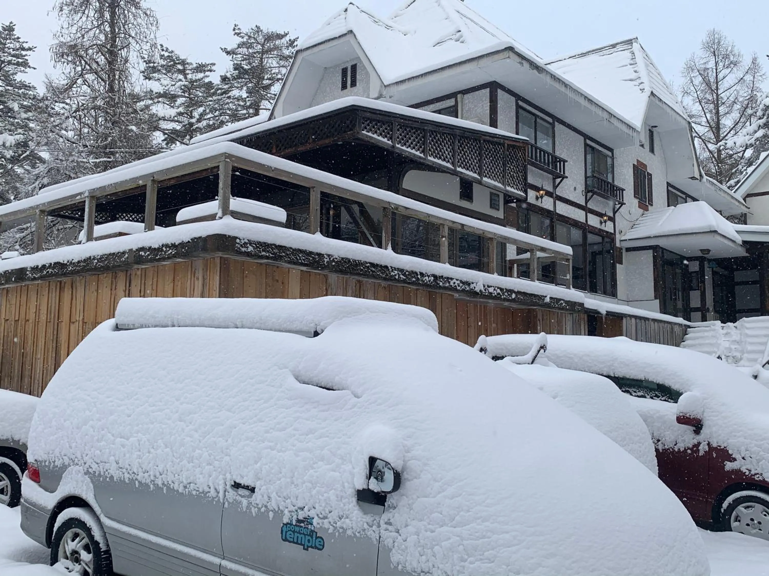 Property building in Powder Temple