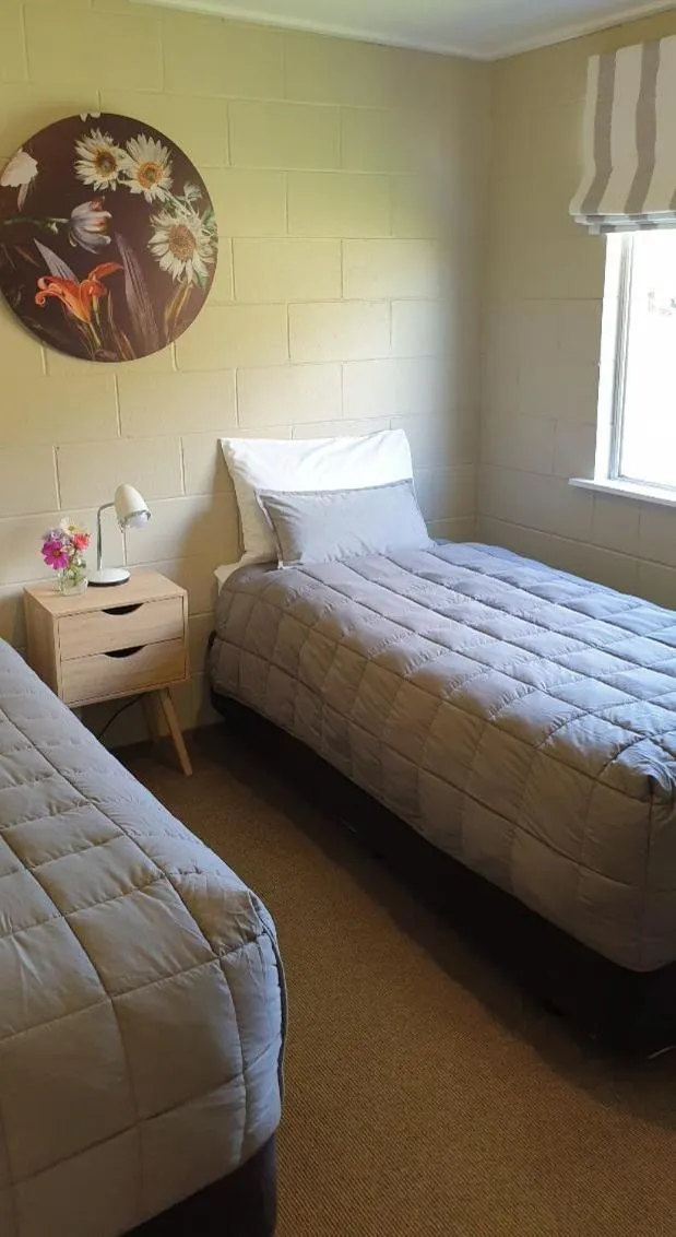 Bed in Ranfurly Motels