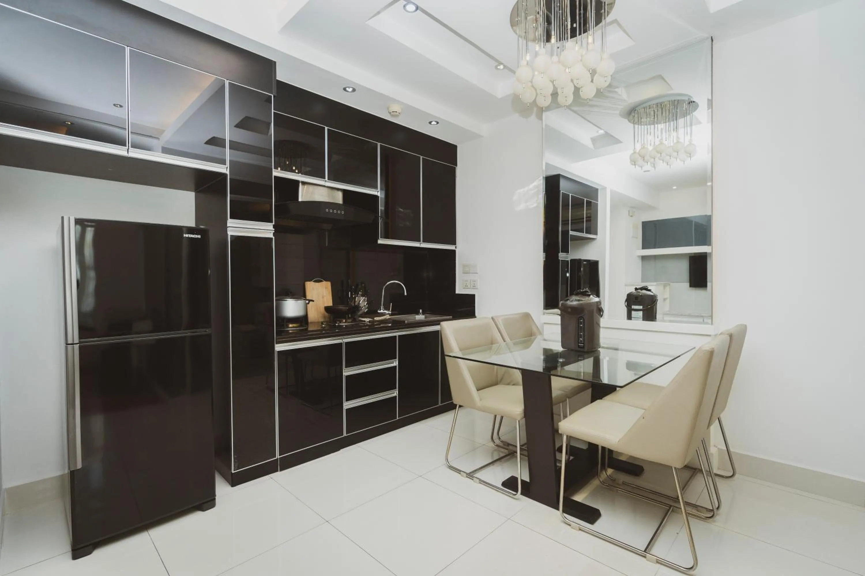 Dining area in Naki Suites @ Silvertown