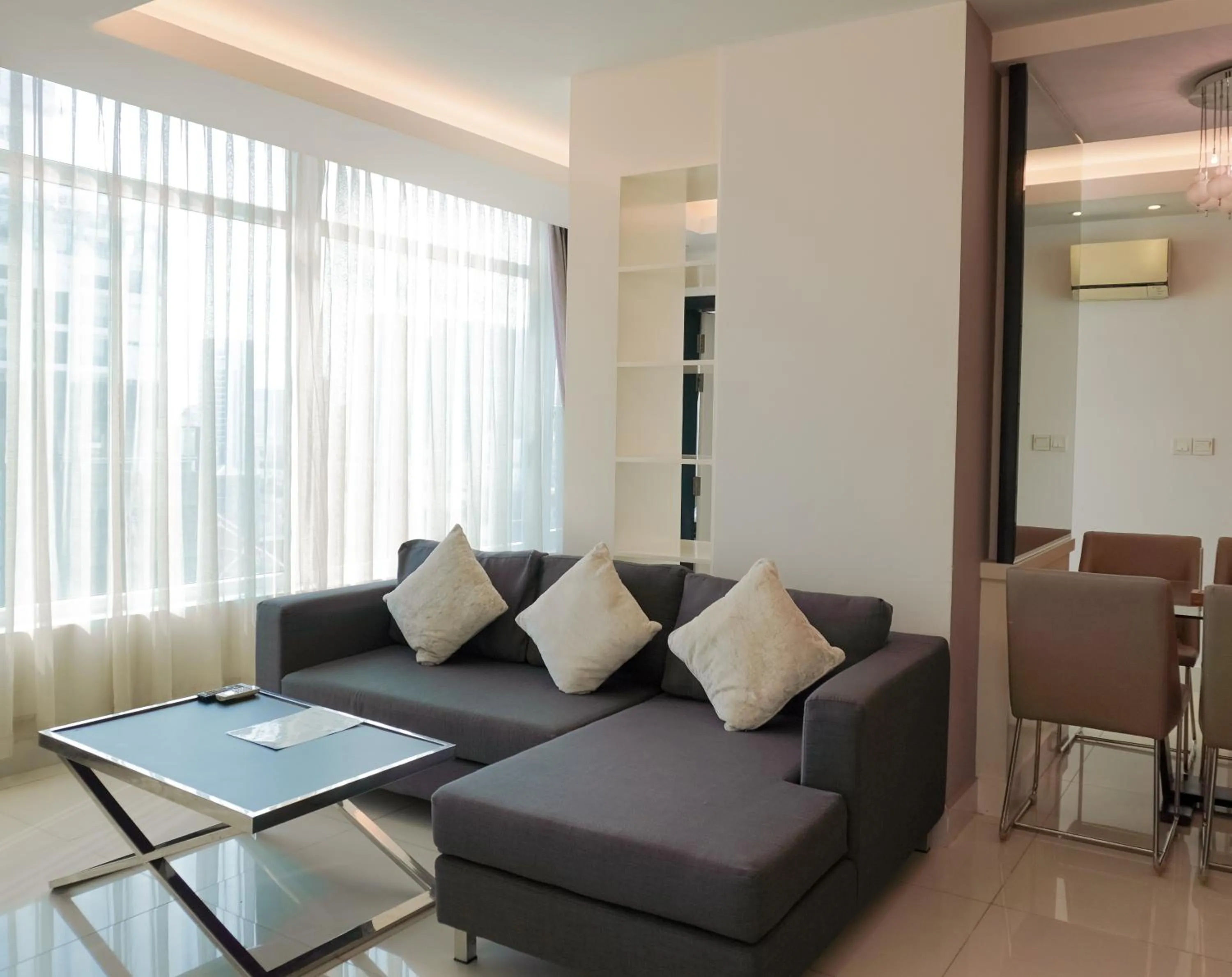 Naki Suites @ Silvertown