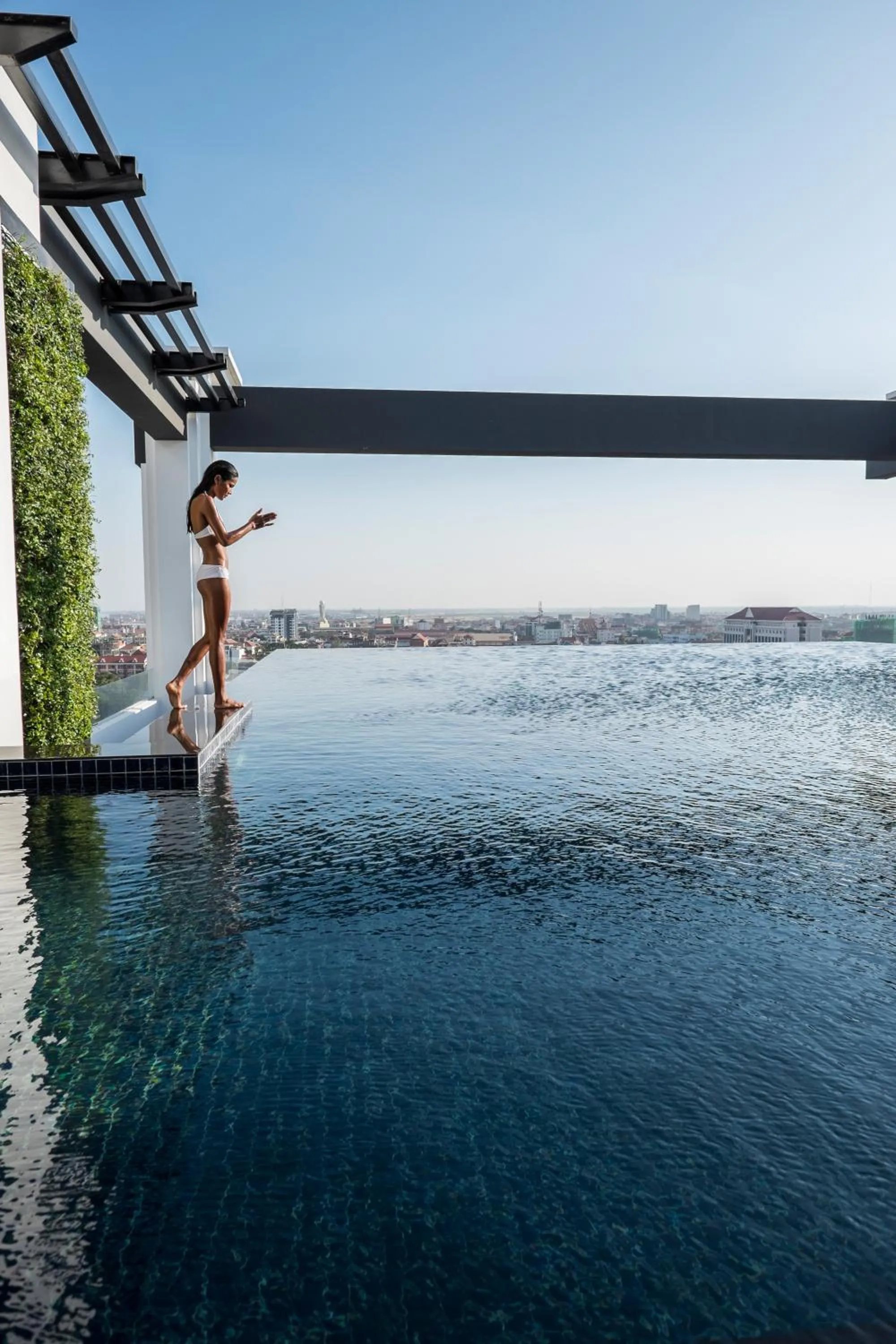 Swimming pool in Naki Suites @ Silvertown