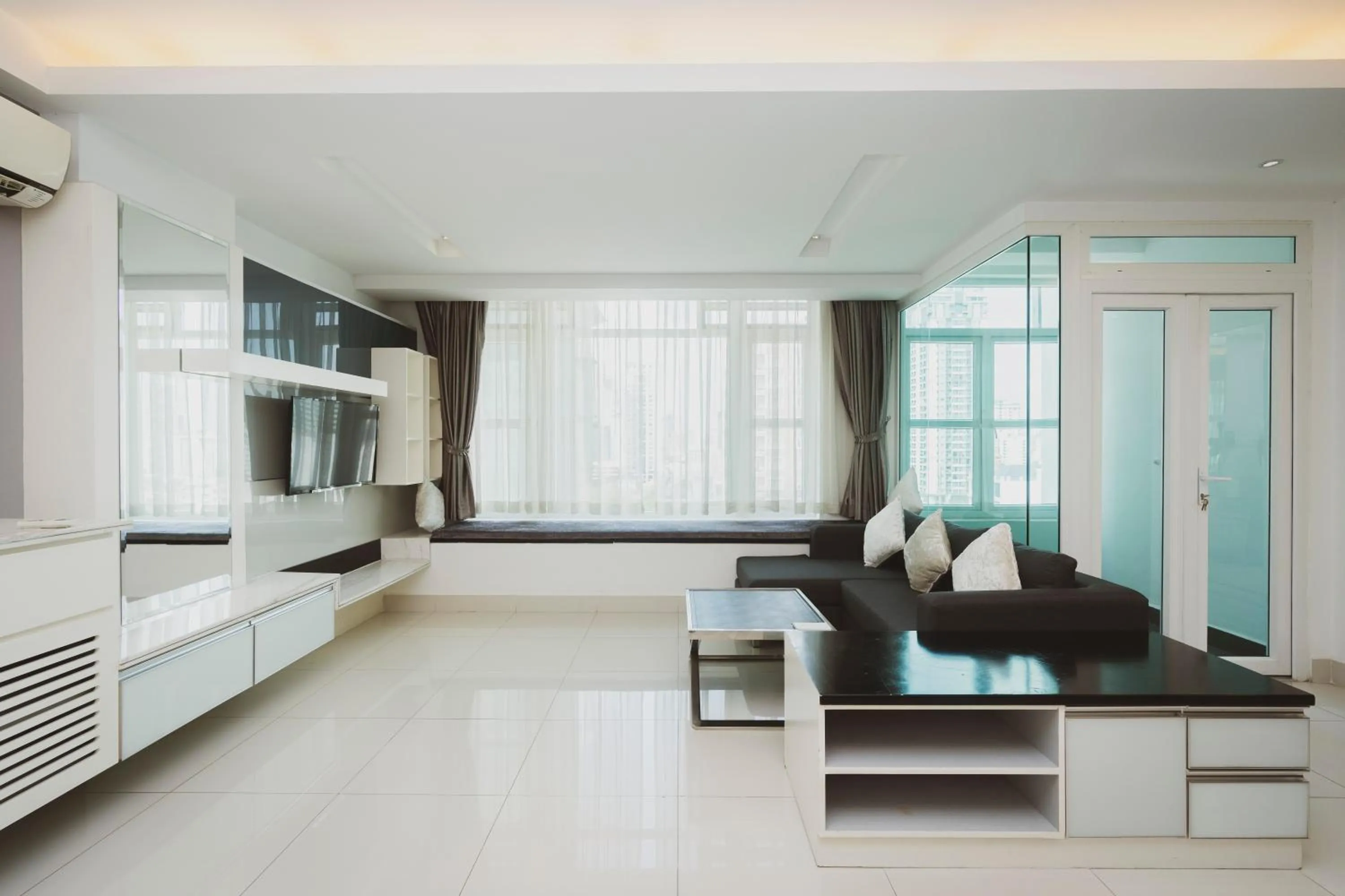 Living room in Naki Suites @ Silvertown