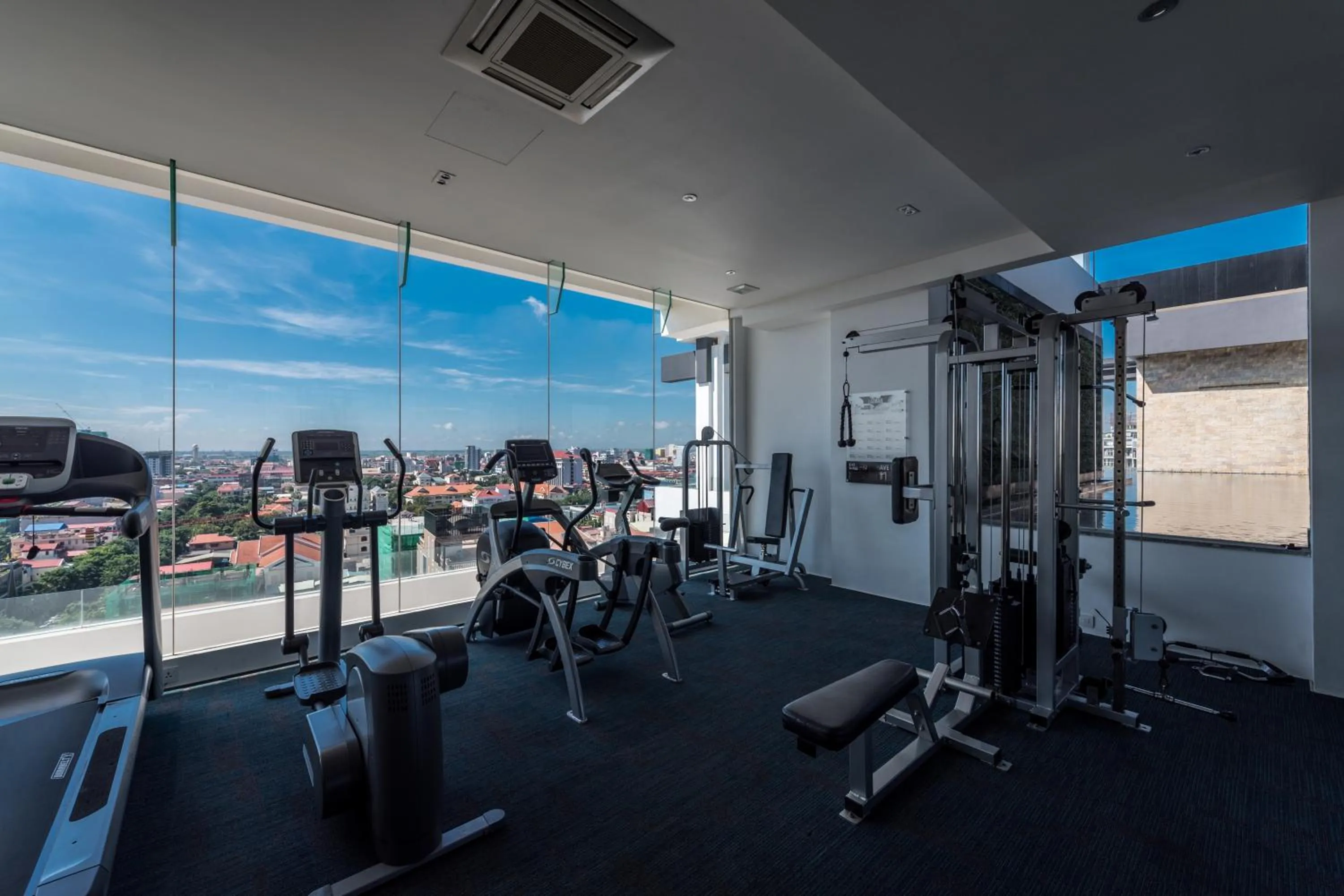 Fitness centre/facilities in Naki Suites @ Silvertown
