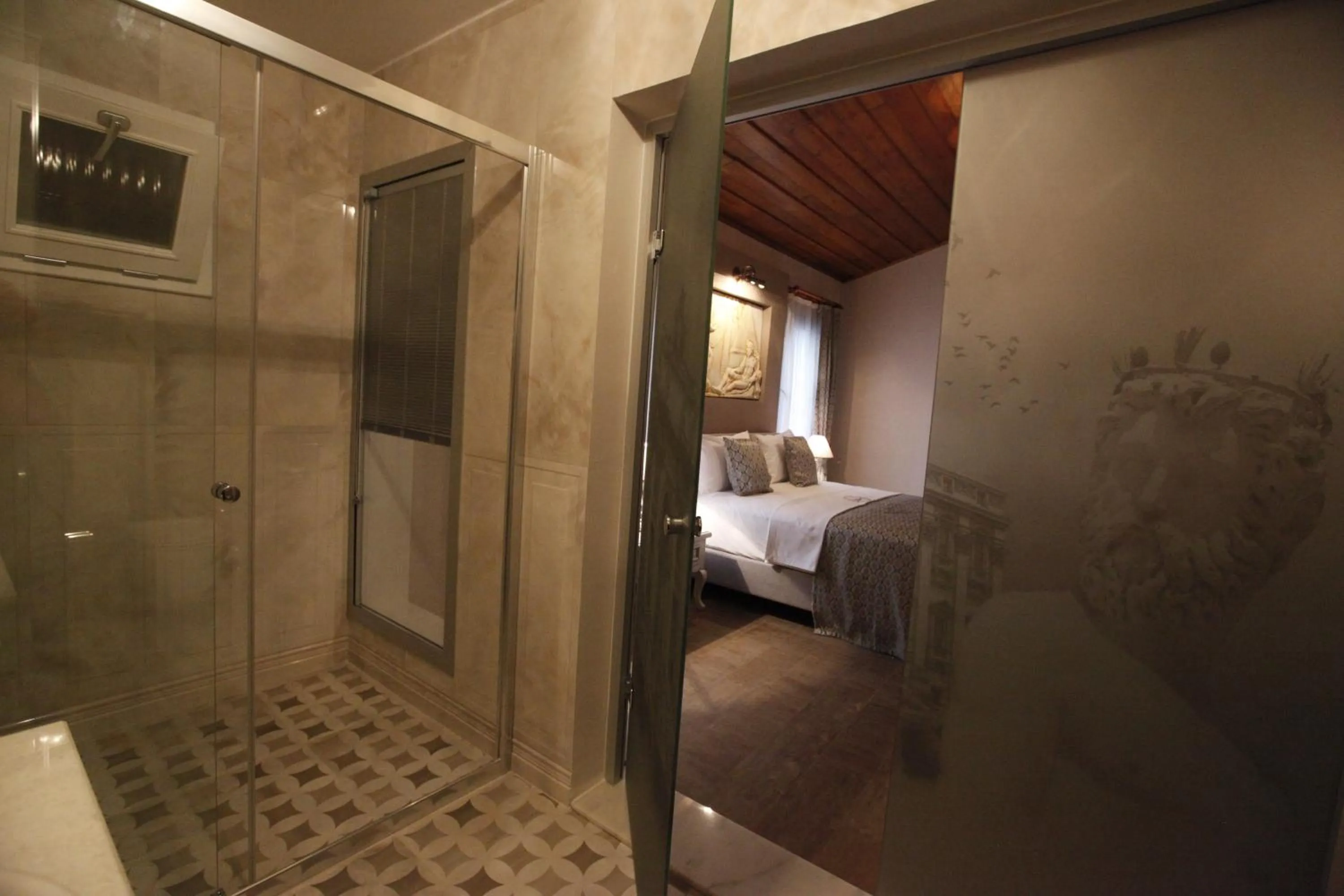 Bathroom, Bed in Livia Hotel Ephesus
