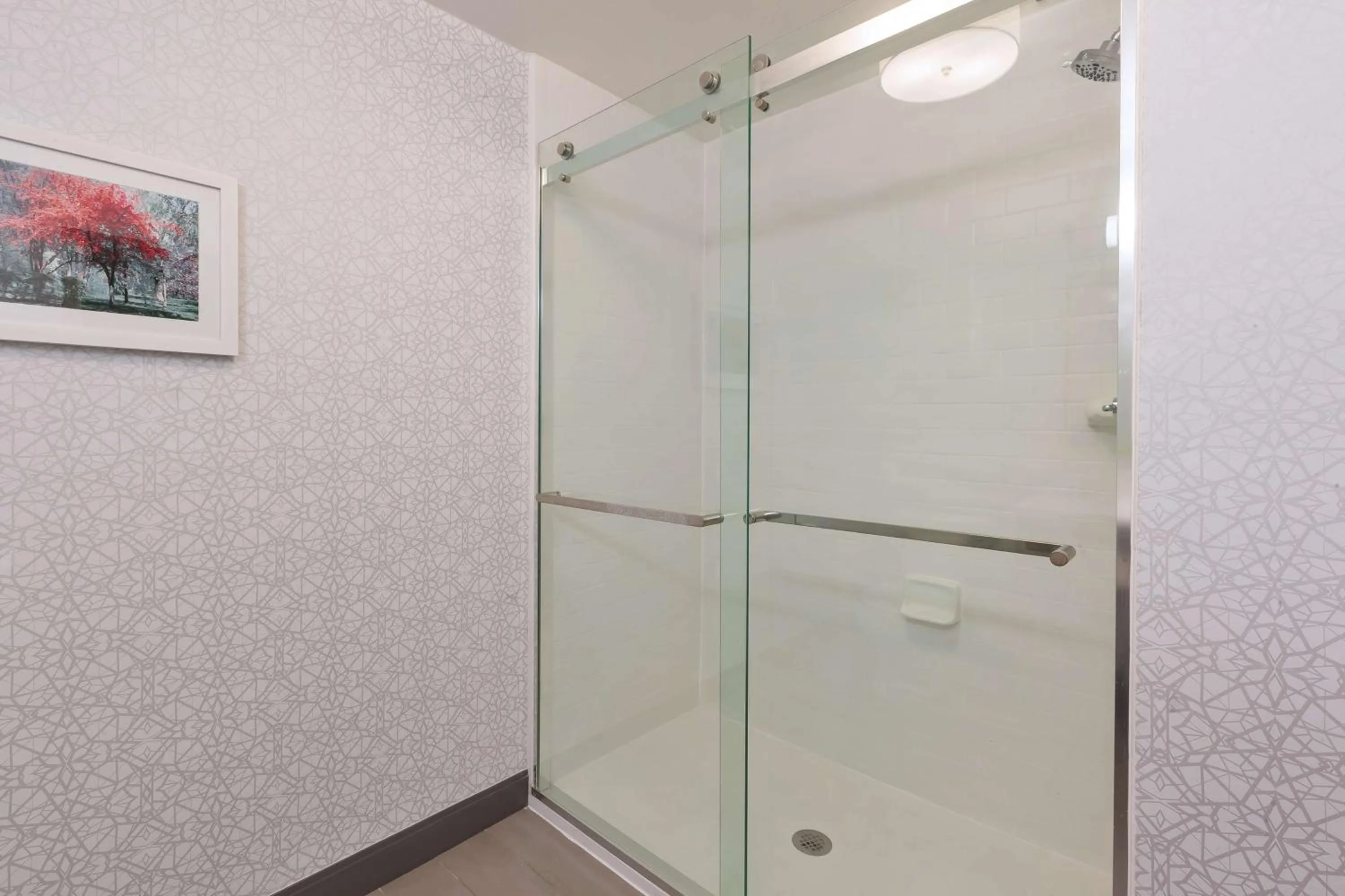 Bathroom in Hampton Inn Traverse City