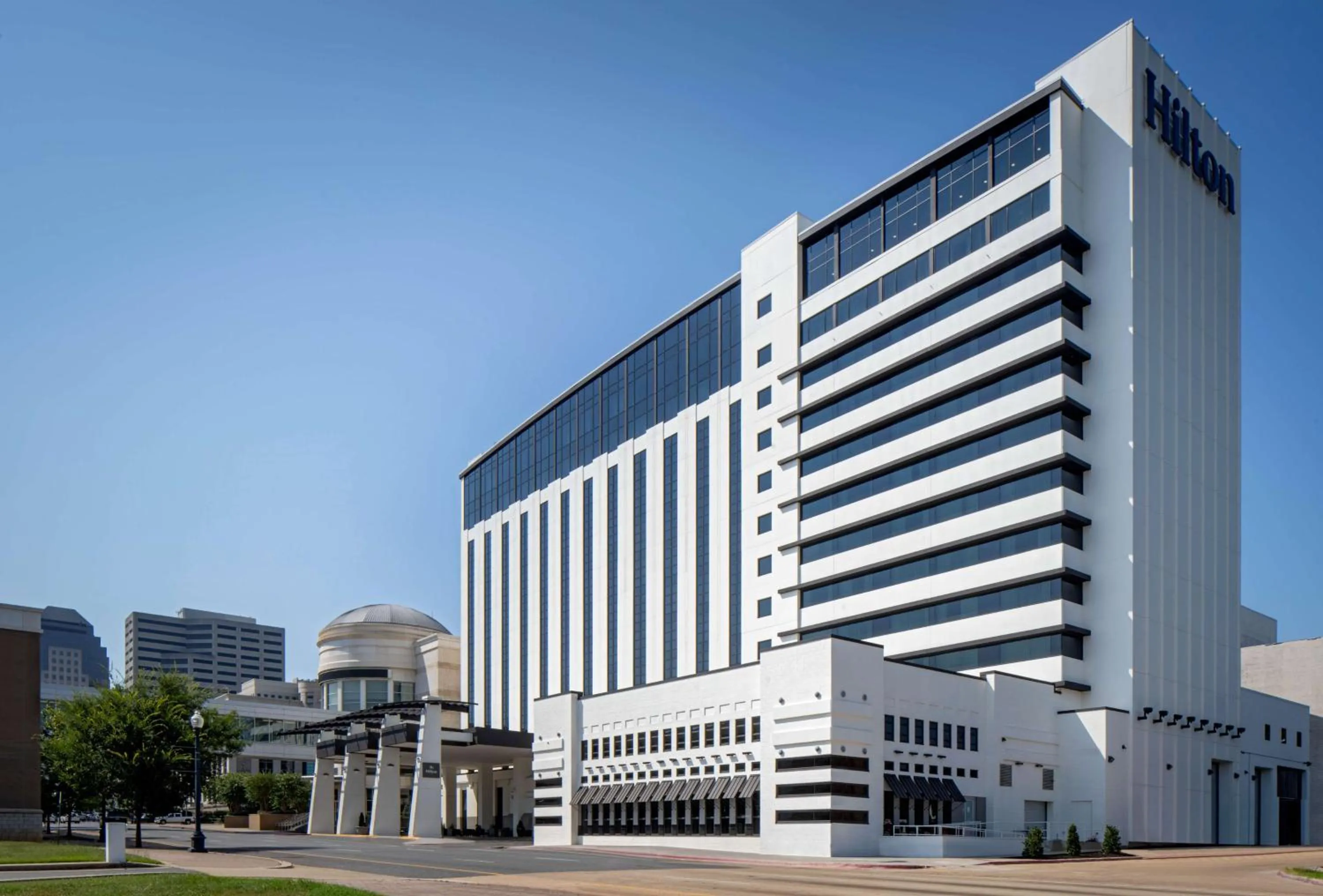 Property building in Hilton Shreveport