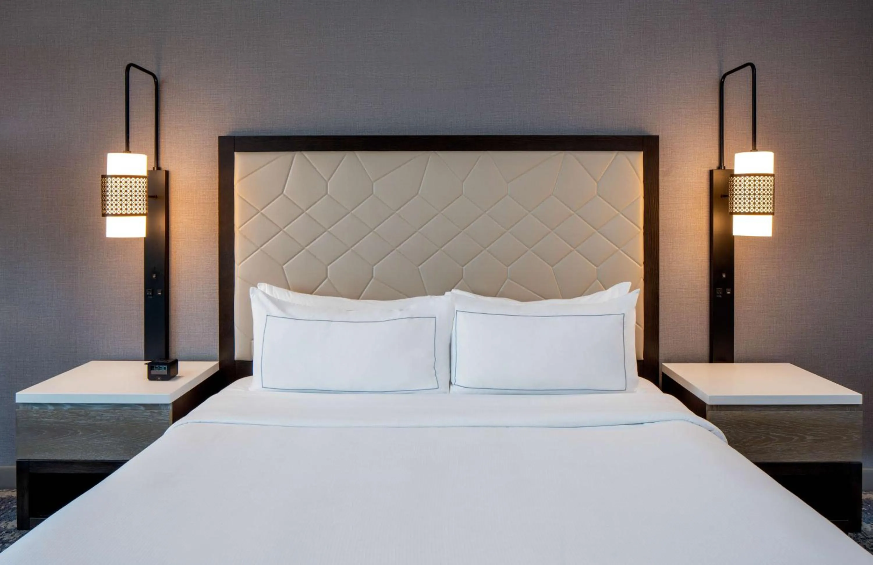 Bed in Hilton Shreveport