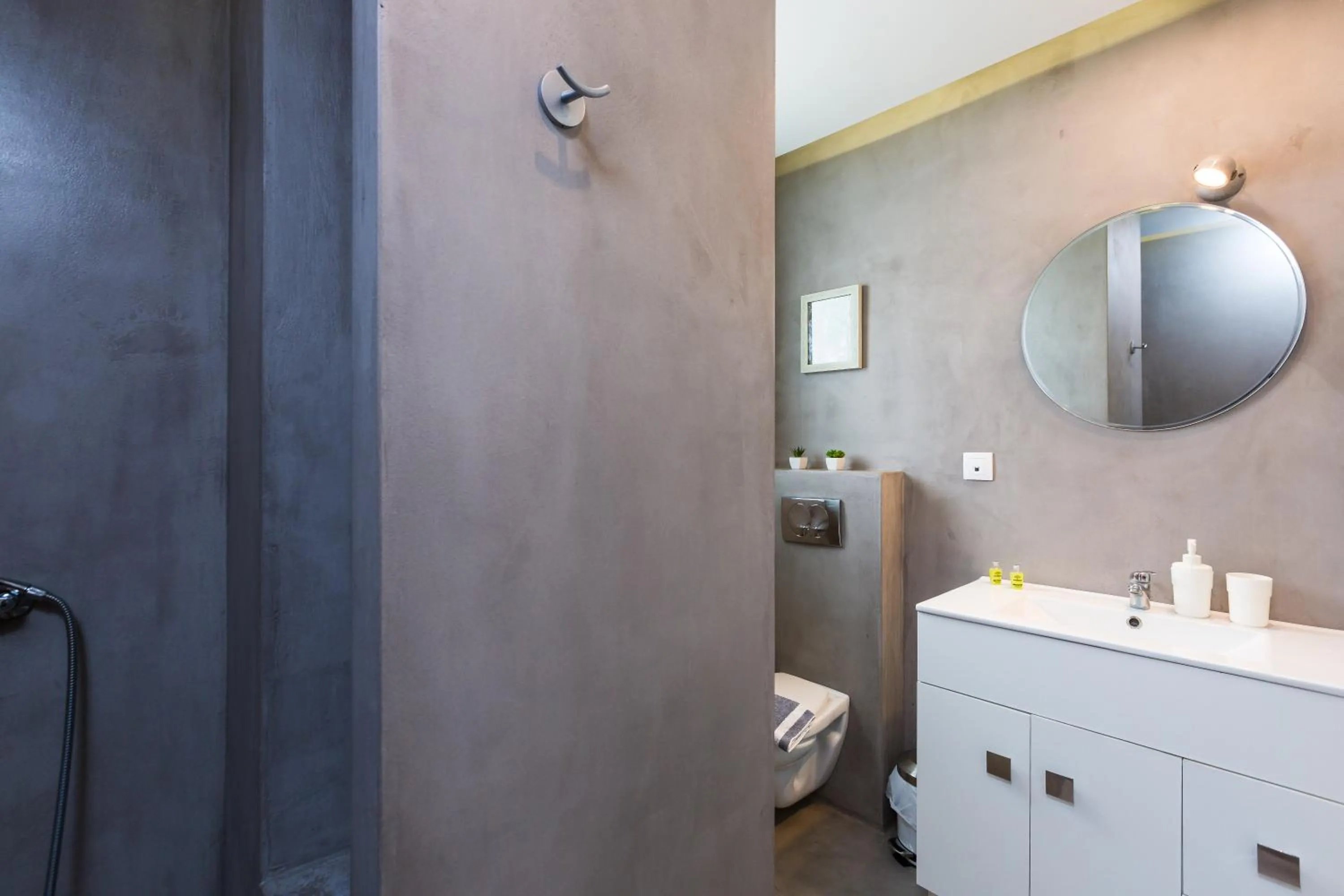 Bathroom in Meltemi Coast Suites