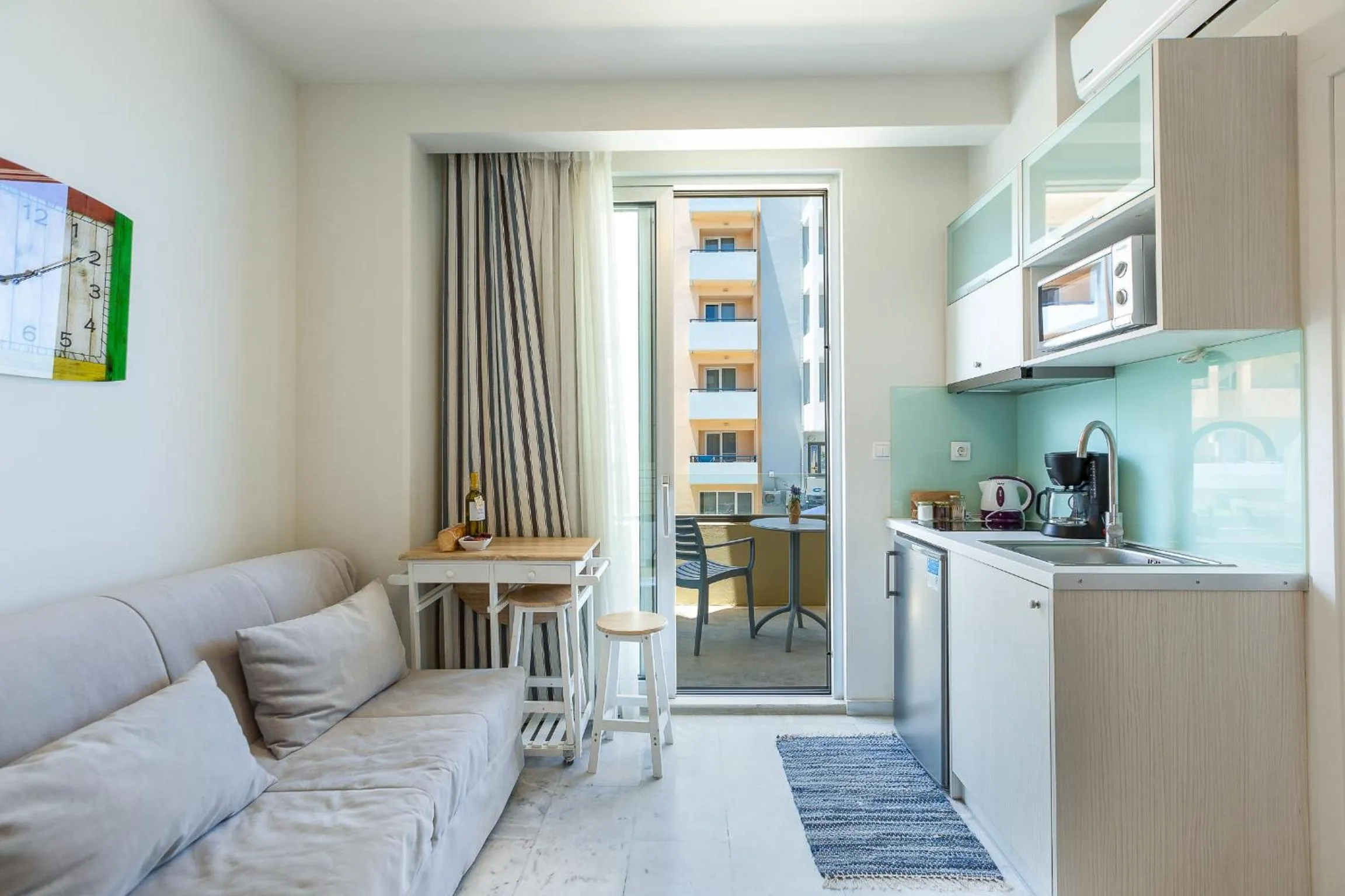 Kitchen or kitchenette in Meltemi Coast Suites