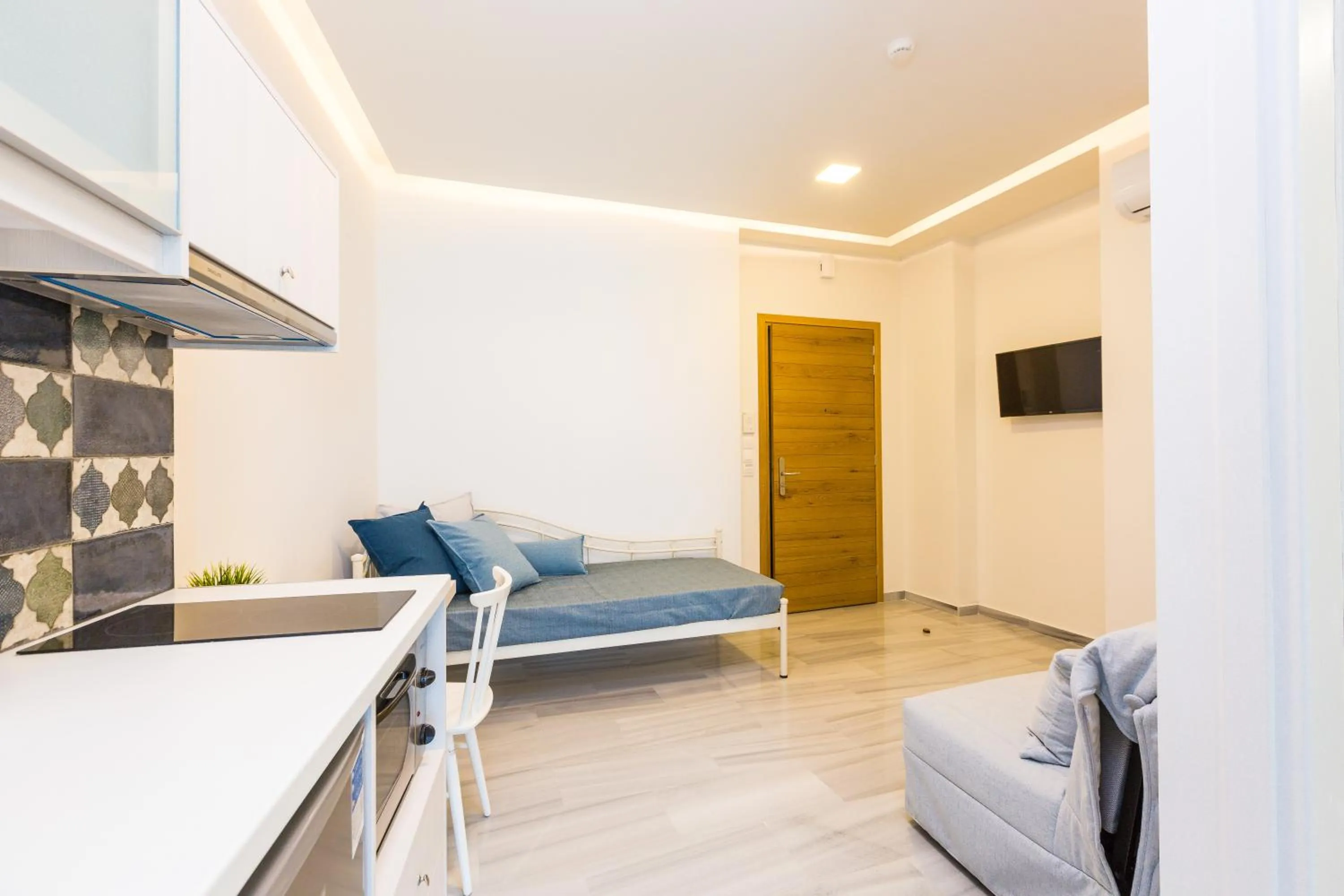 Living room, Bed in Meltemi Coast Suites